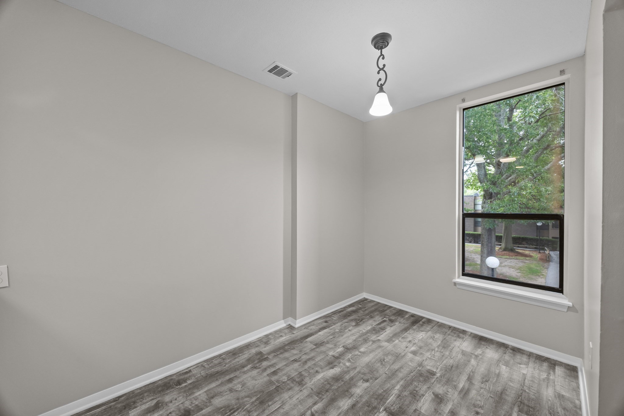 10 Shrewsbury Green Dr # I Property Photo 14