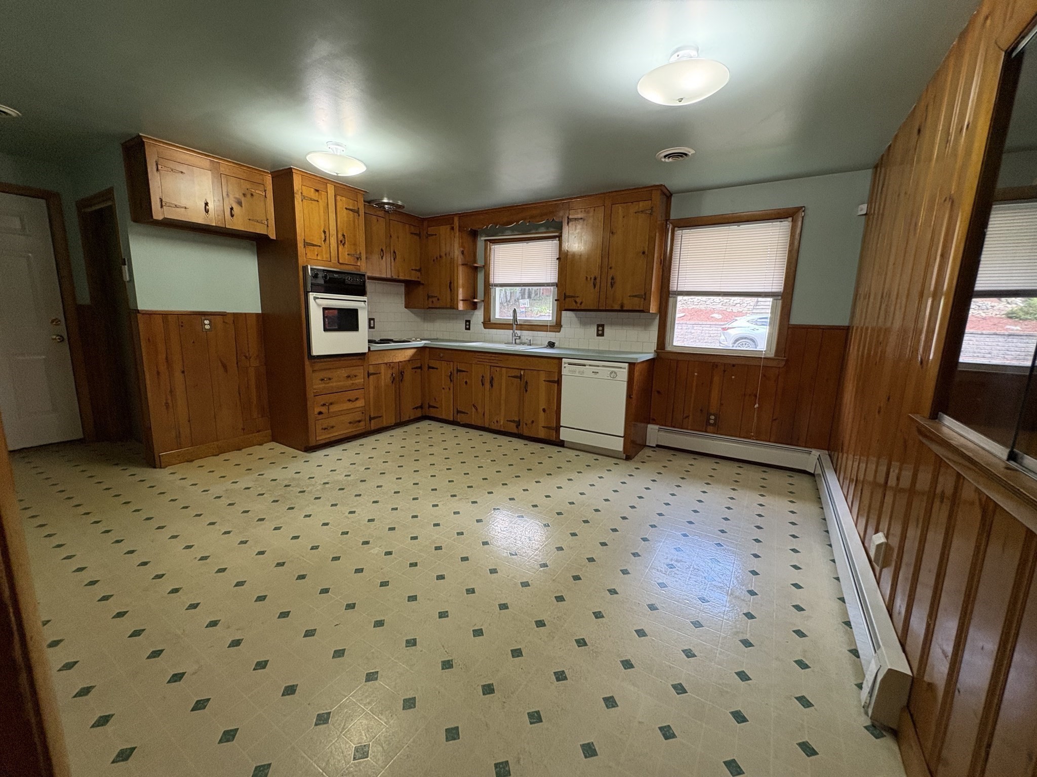 175 Dana Ave Property Photo 4