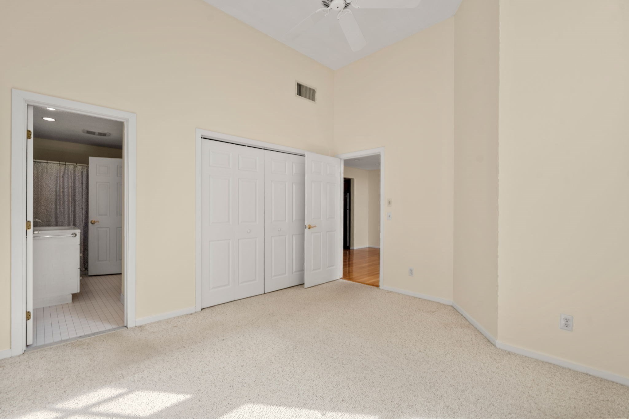51 Pettee # 34 Property Photo 16