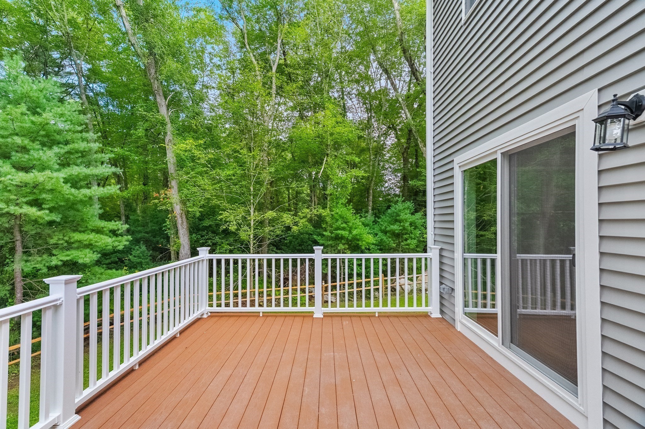 163 Hope St Property Photo 9