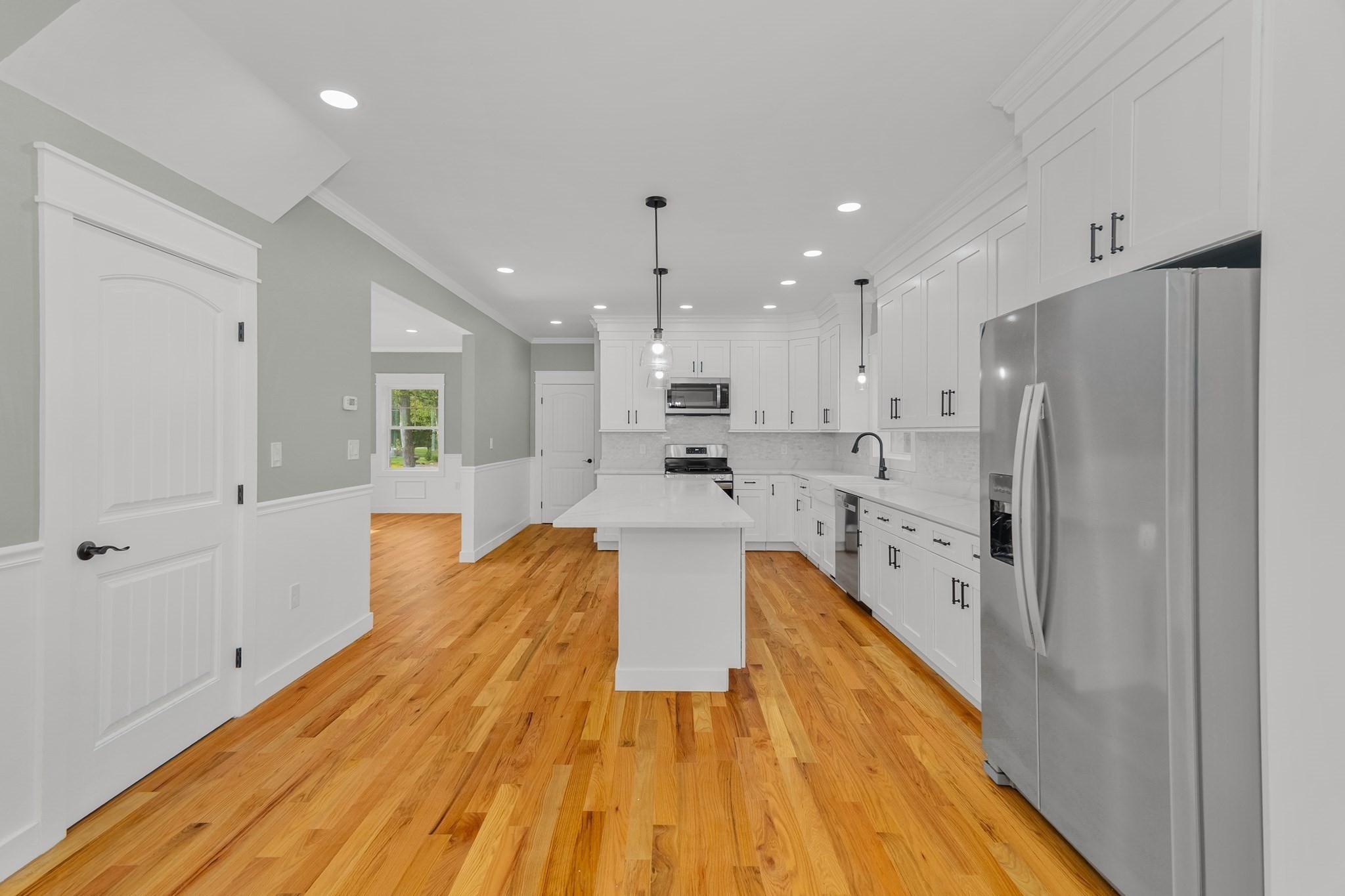 163 Hope St Property Photo 12