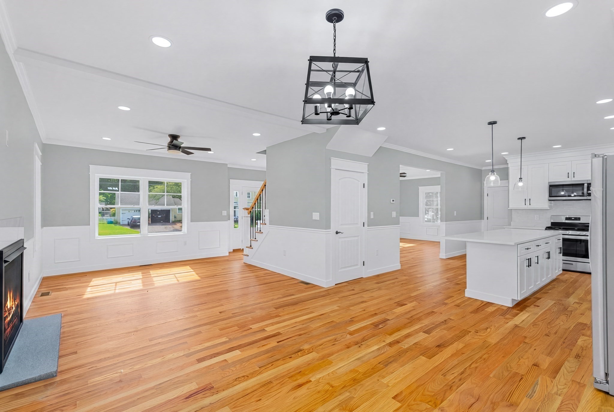 163 Hope St Property Photo 13