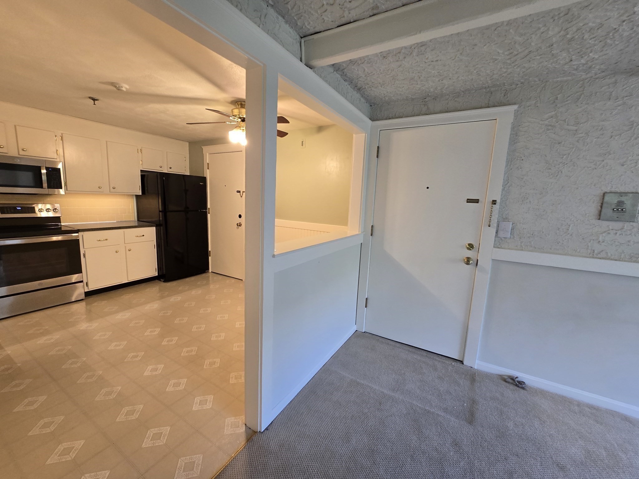 35 Swanson Court # 32d Property Photo 2