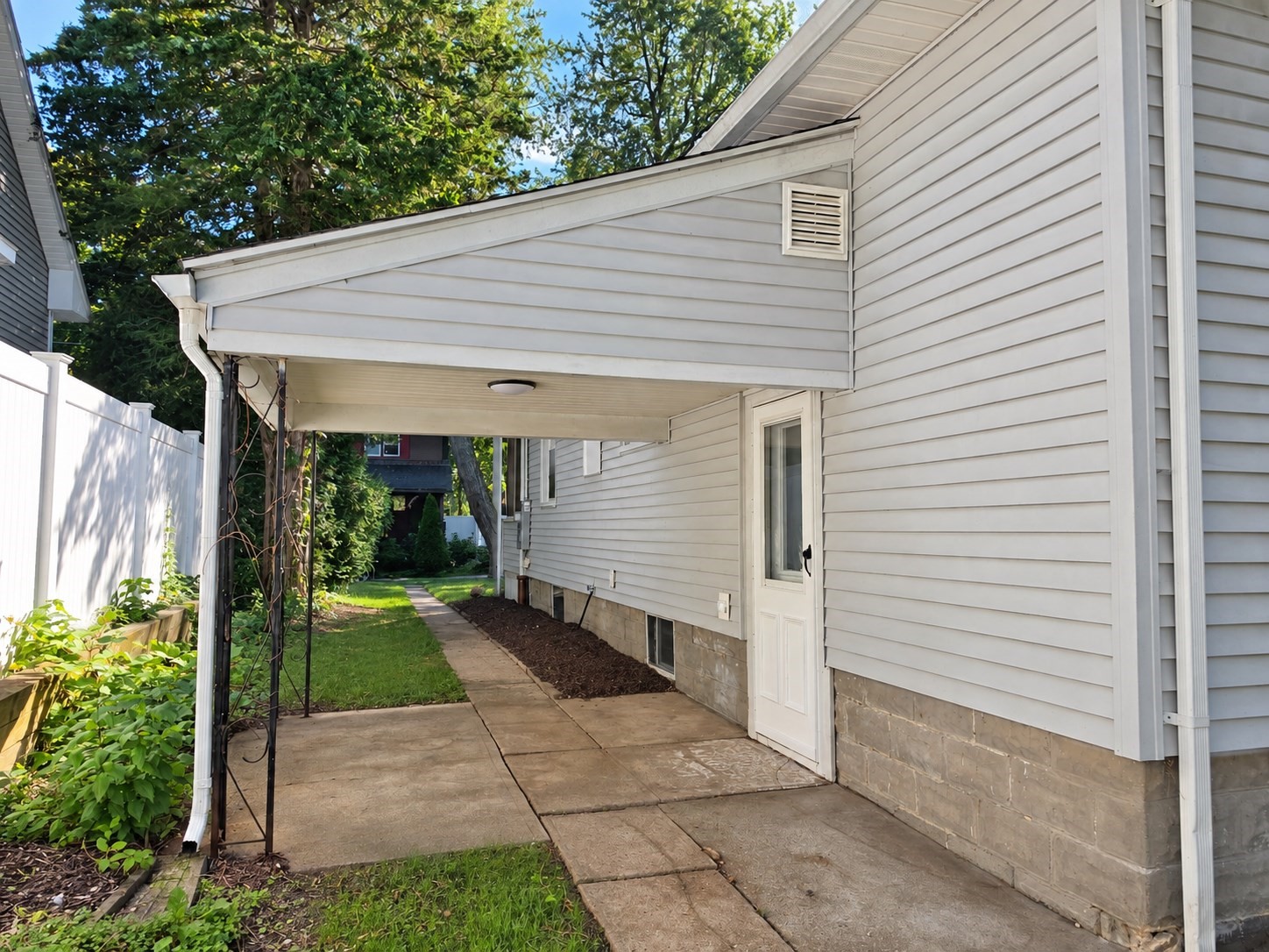 53 Camden Street Property Photo 41