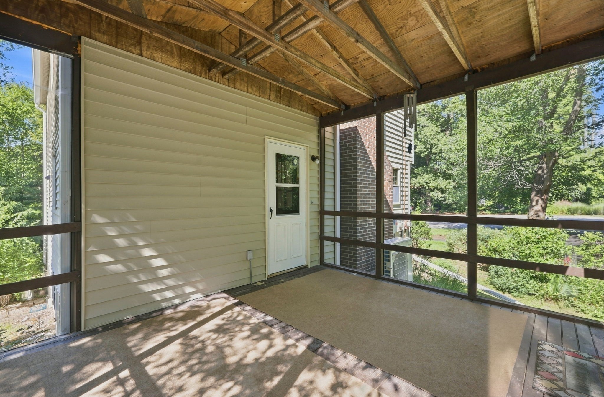 30 Ideal Ave Property Photo 2