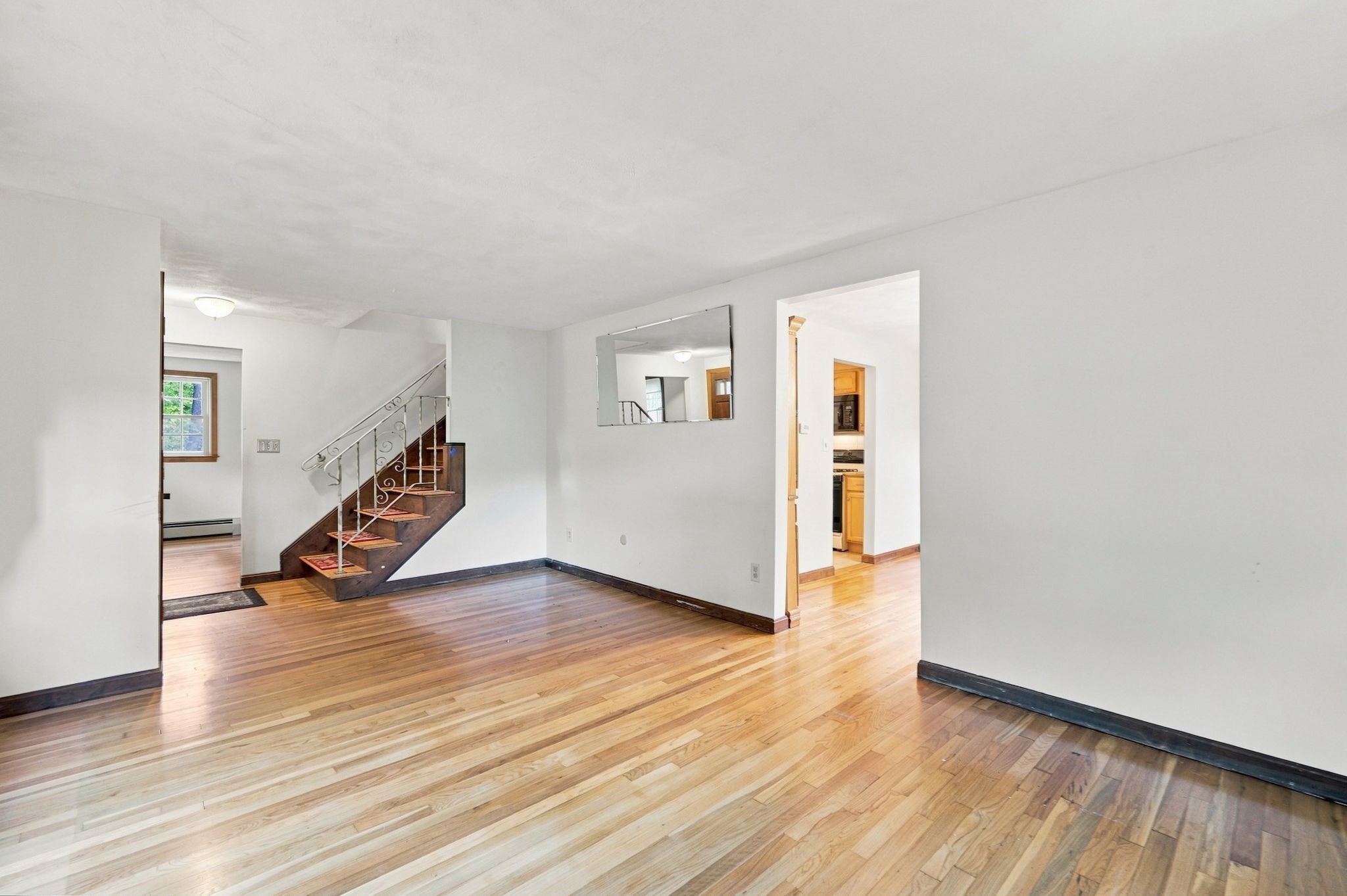 30 Ideal Ave Property Photo 15