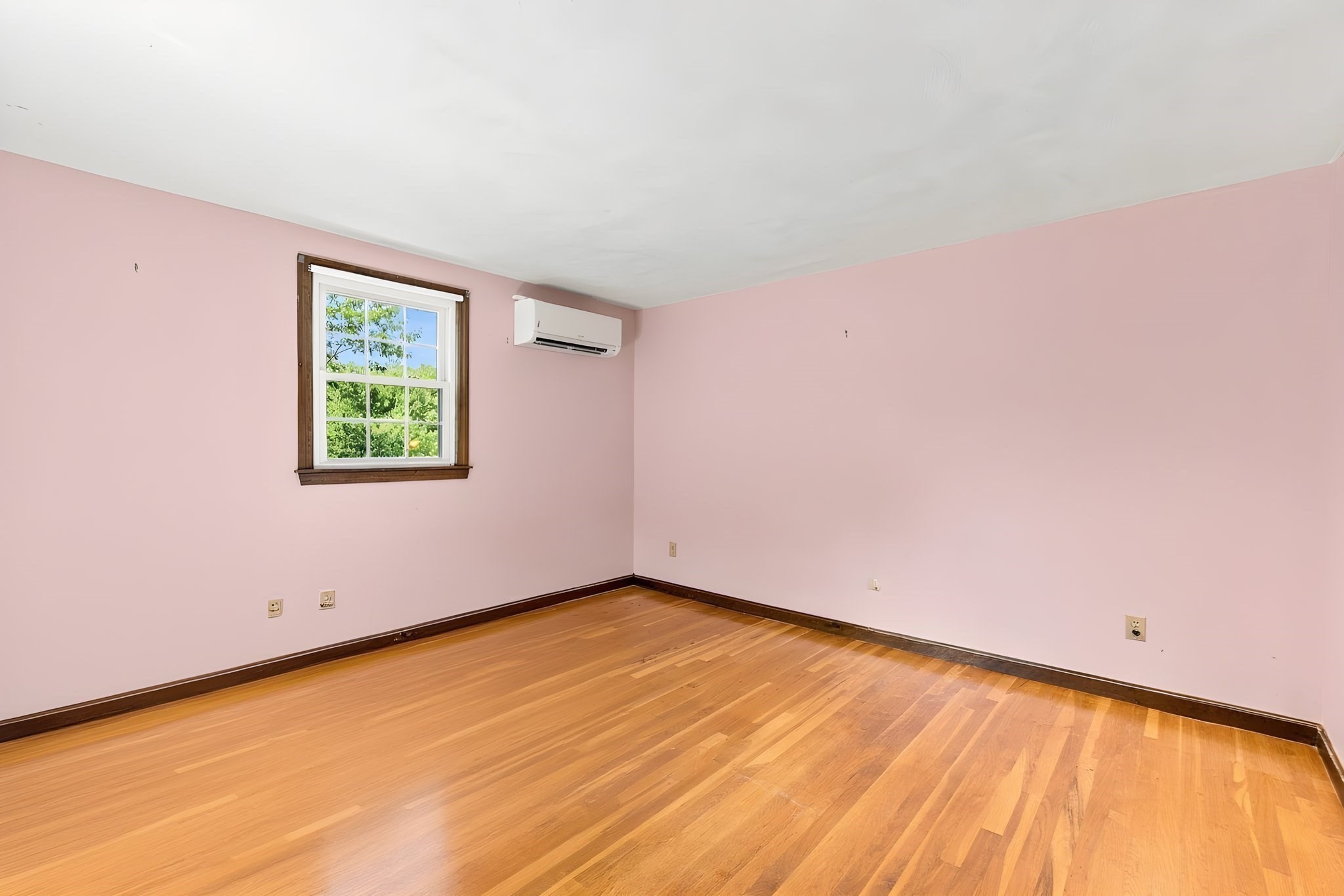 30 Ideal Ave Property Photo 24