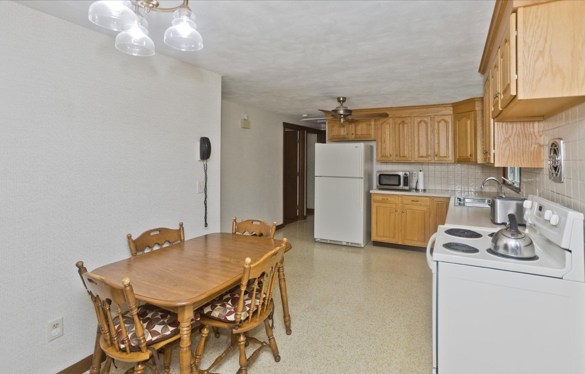 539 Dutchess St Property Photo 11