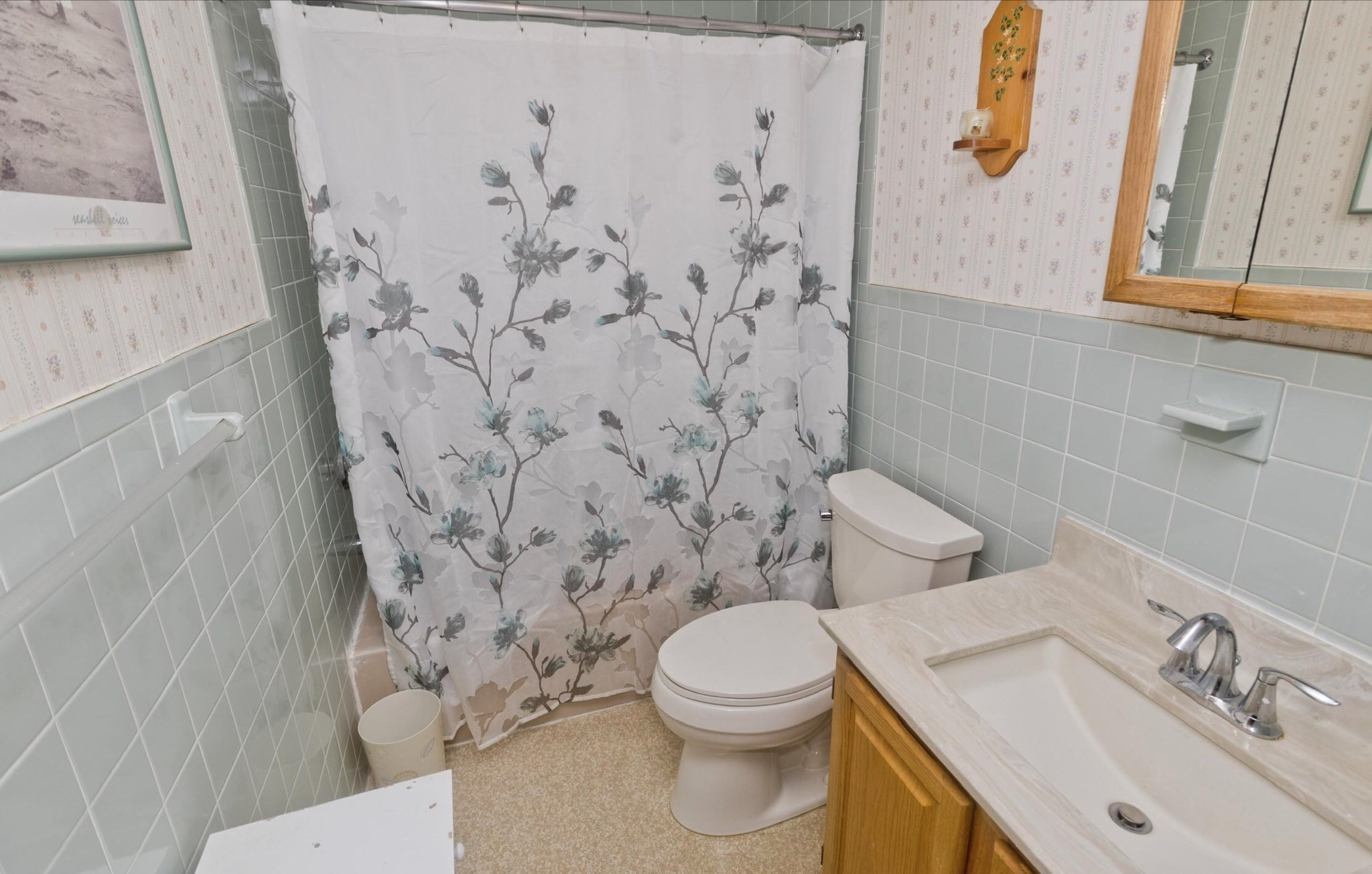539 Dutchess St Property Photo 14