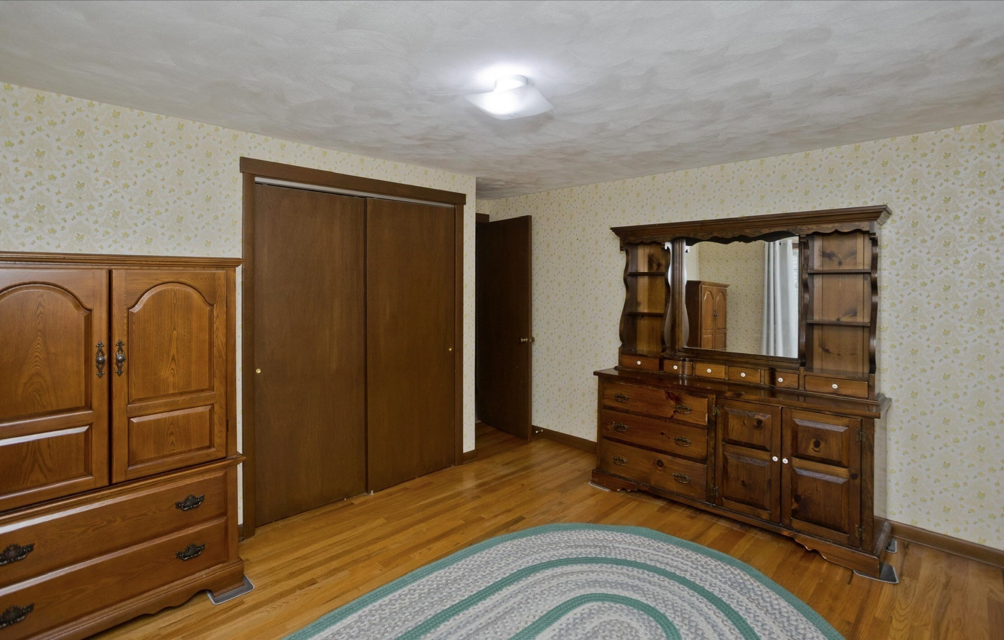 539 Dutchess St Property Photo 16