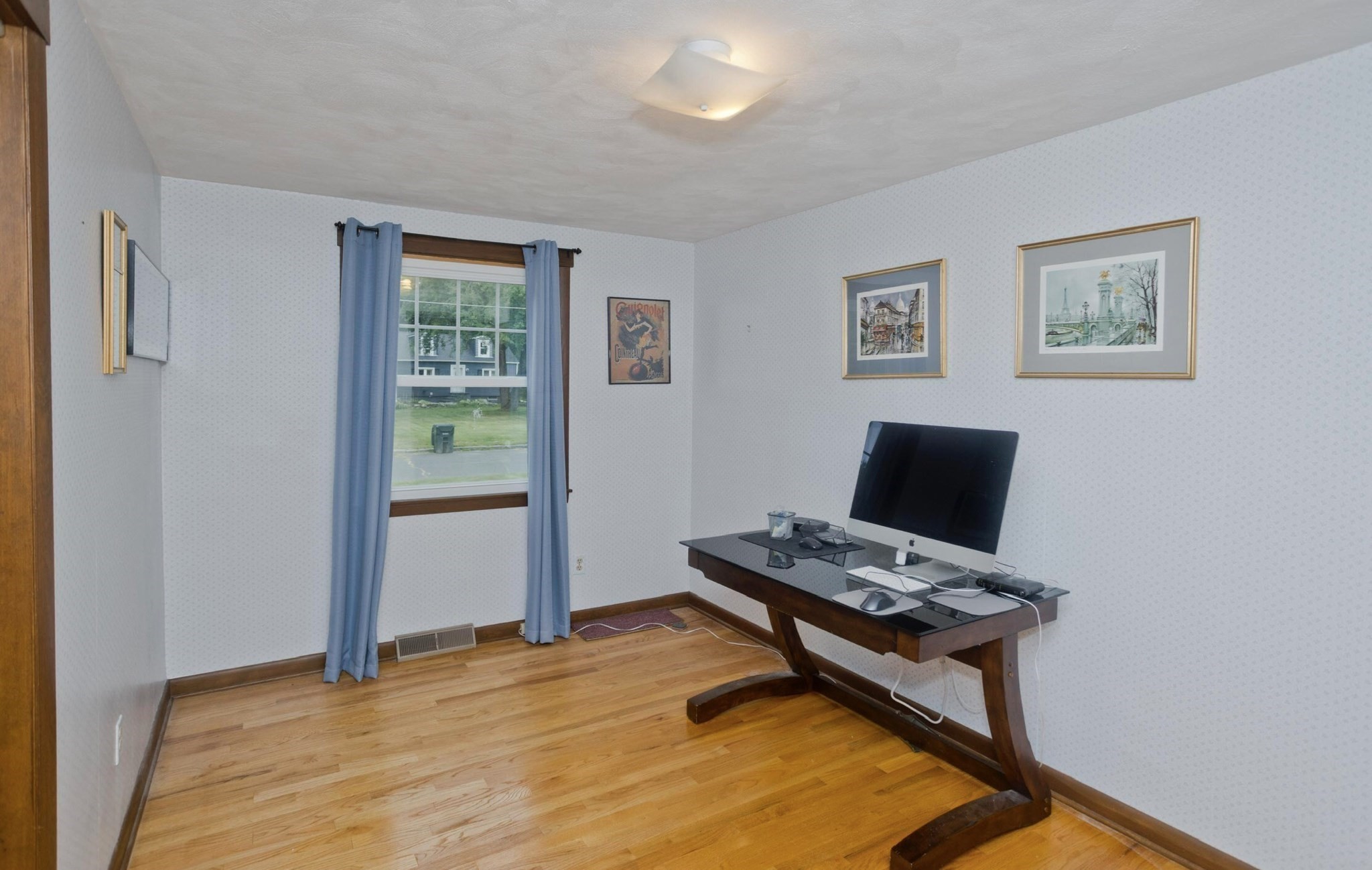 539 Dutchess St Property Photo 18