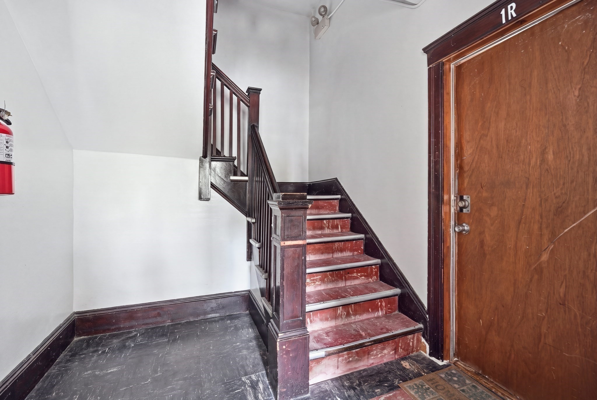 17 Fairbanks St Property Photo 17