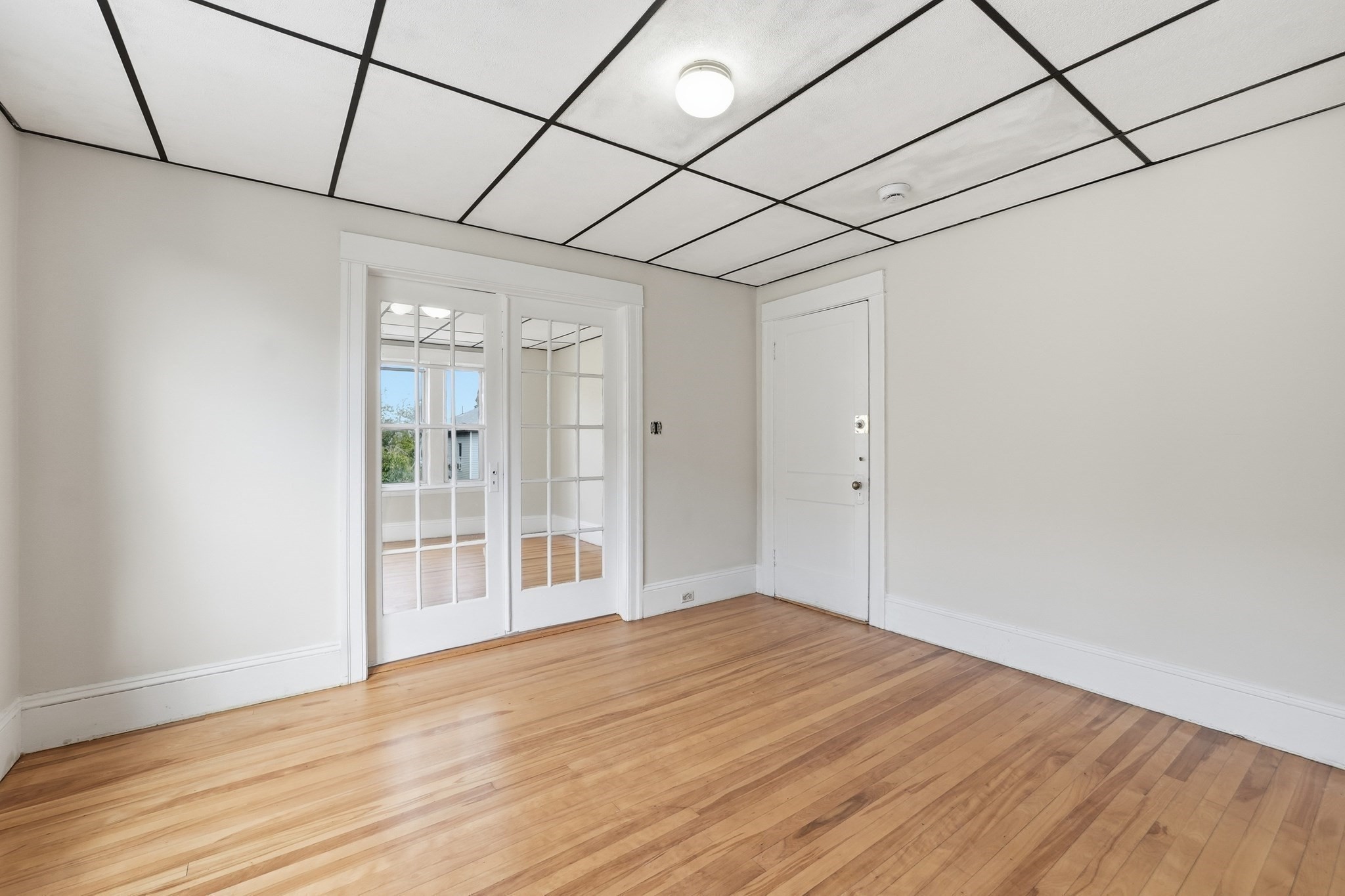 17 Fairbanks St Property Photo 27