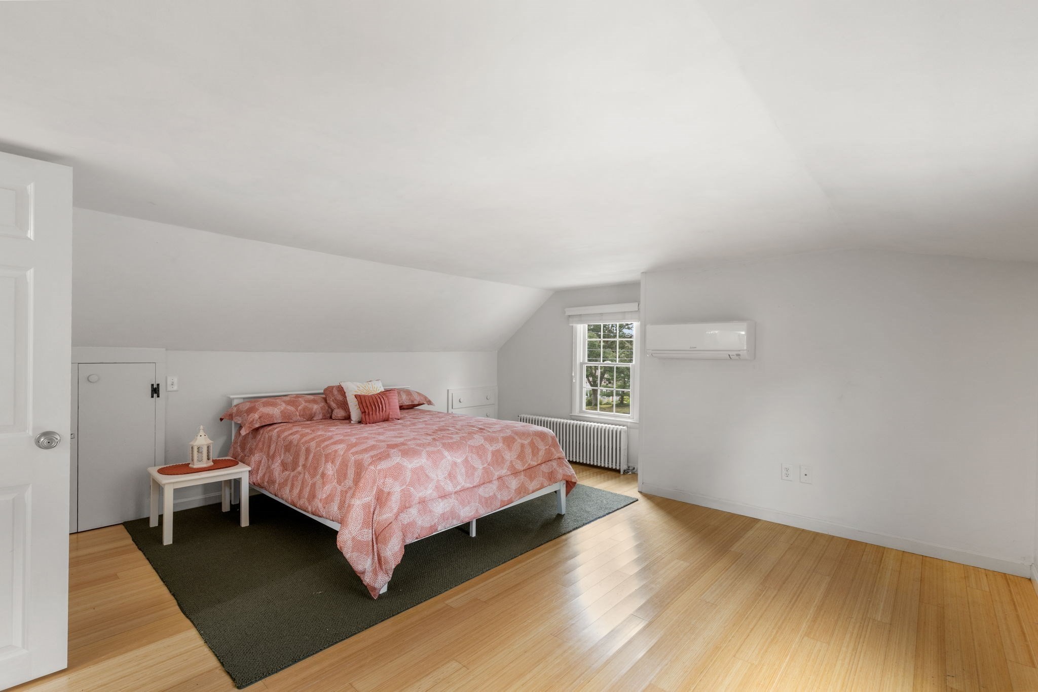 122 Forest Beach Rd Property Photo 21