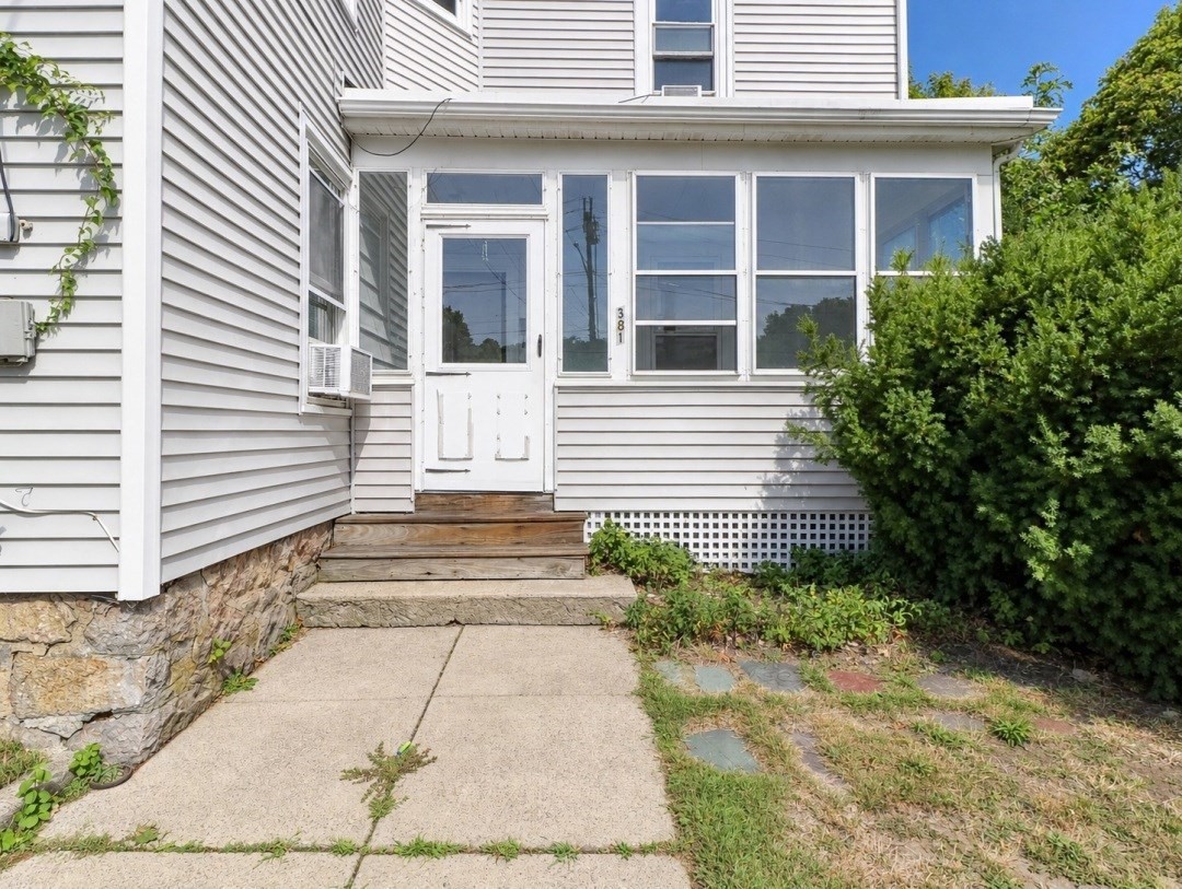 381 Lincoln Street # 0 Property Photo 5