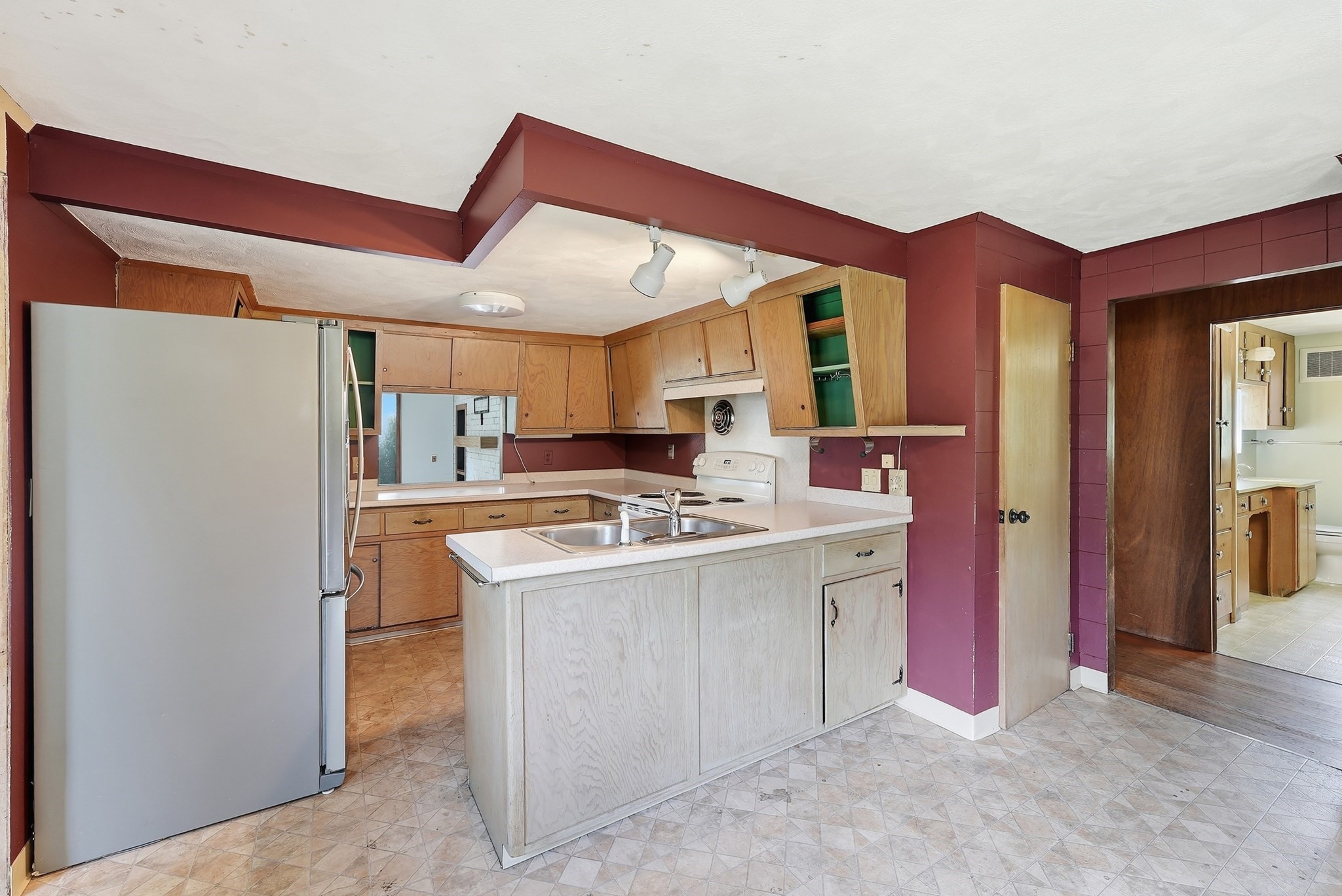 31 Woodcrest Road Property Photo 6