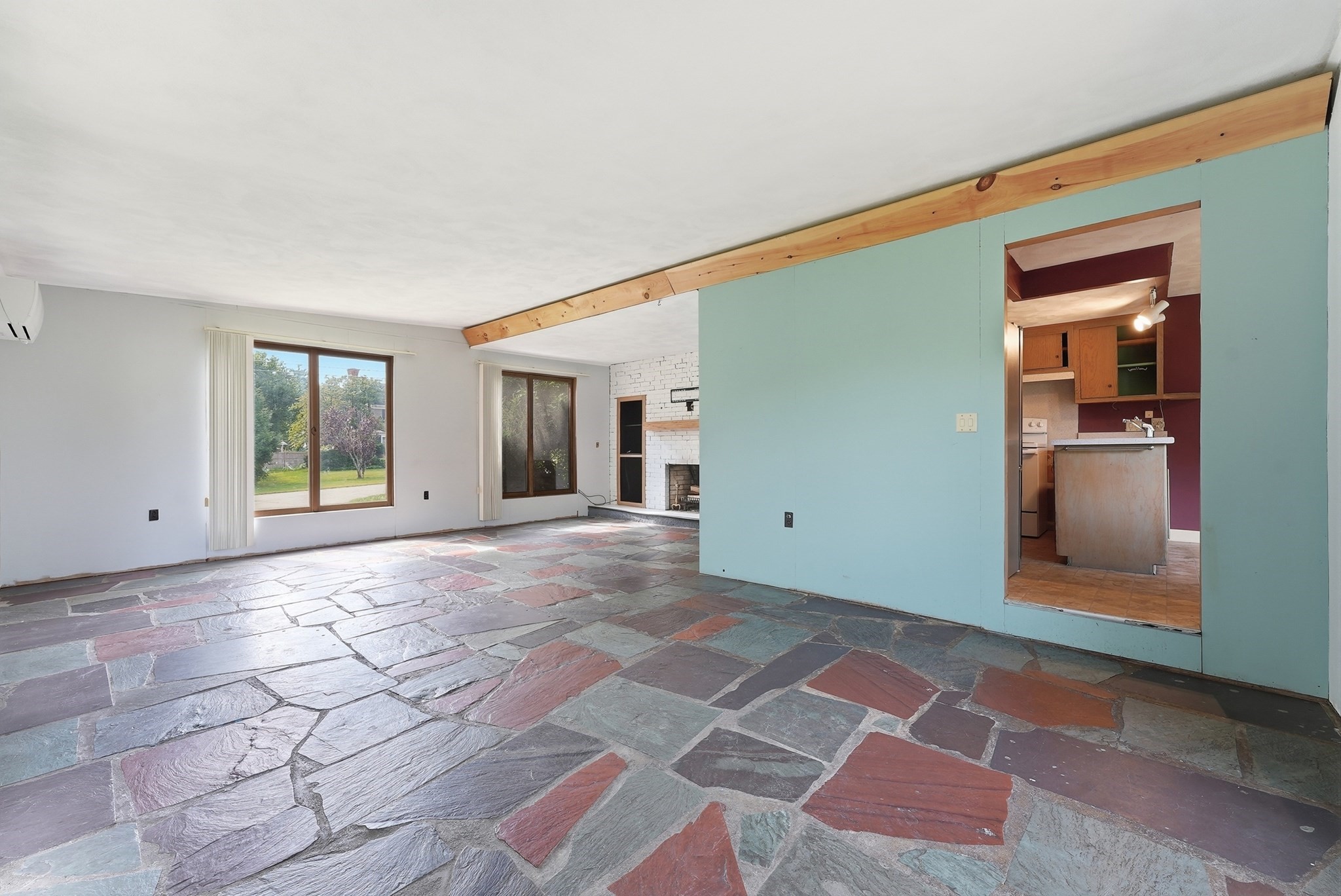 31 Woodcrest Road Property Photo 10