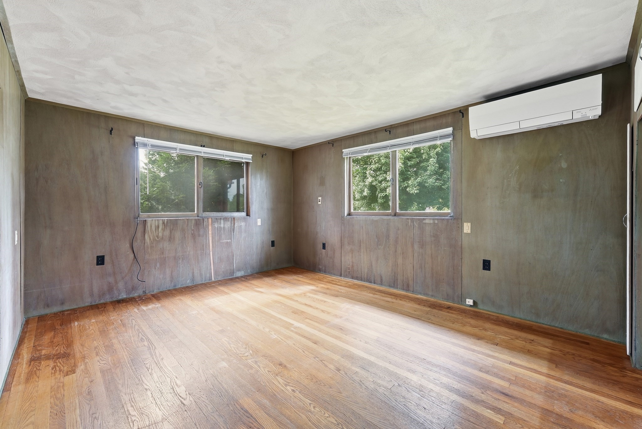 31 Woodcrest Road Property Photo 13