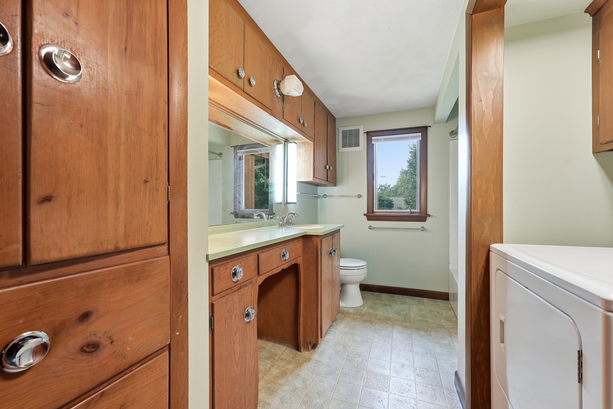31 Woodcrest Road Property Photo 22