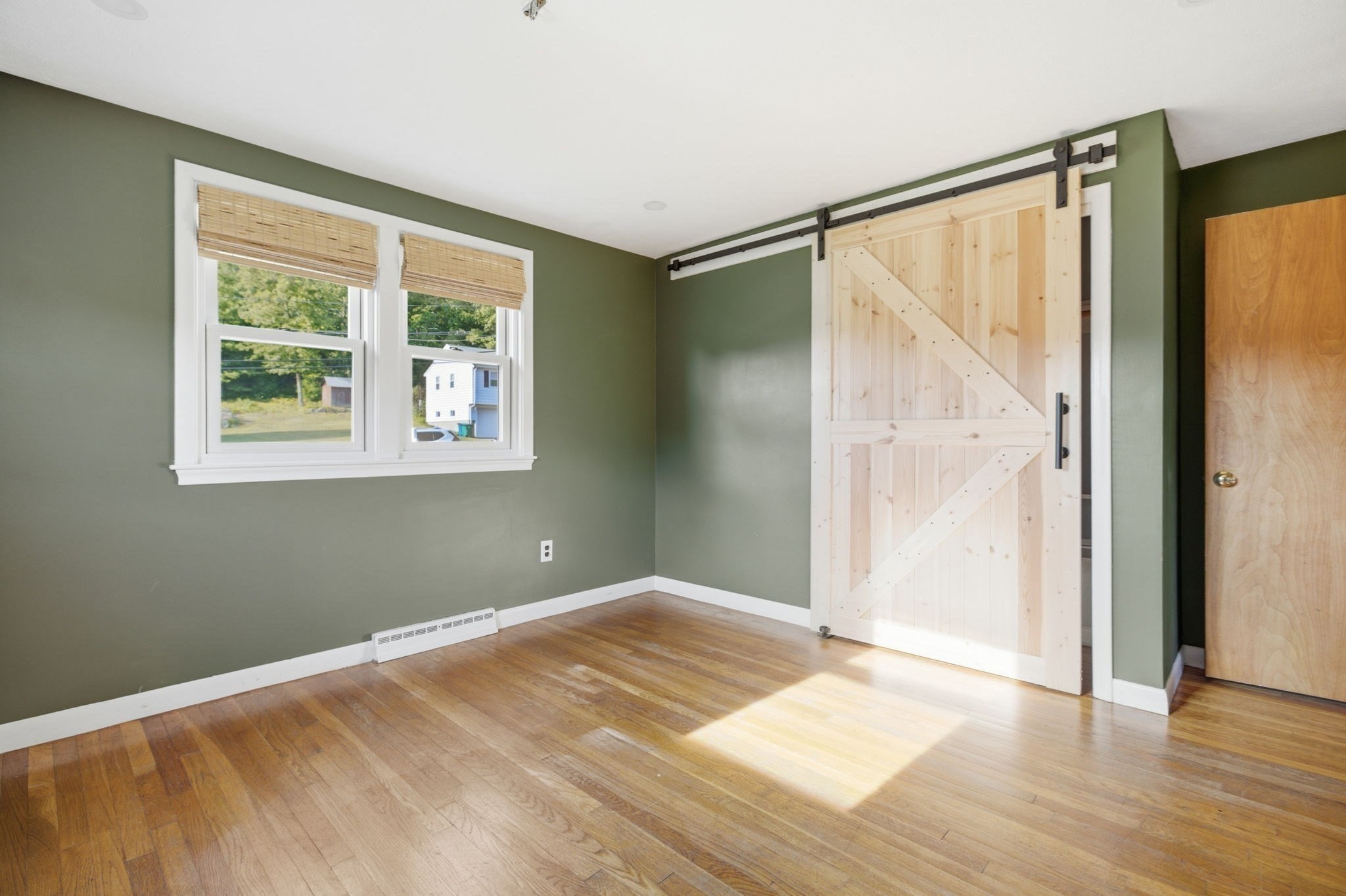 53 Skilton Lane Property Photo 15