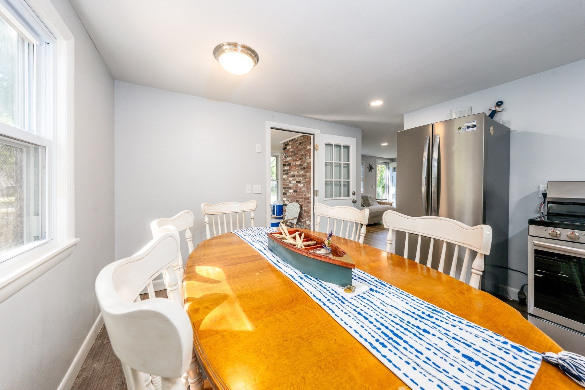 222 Mayfair Rd Property Photo 7