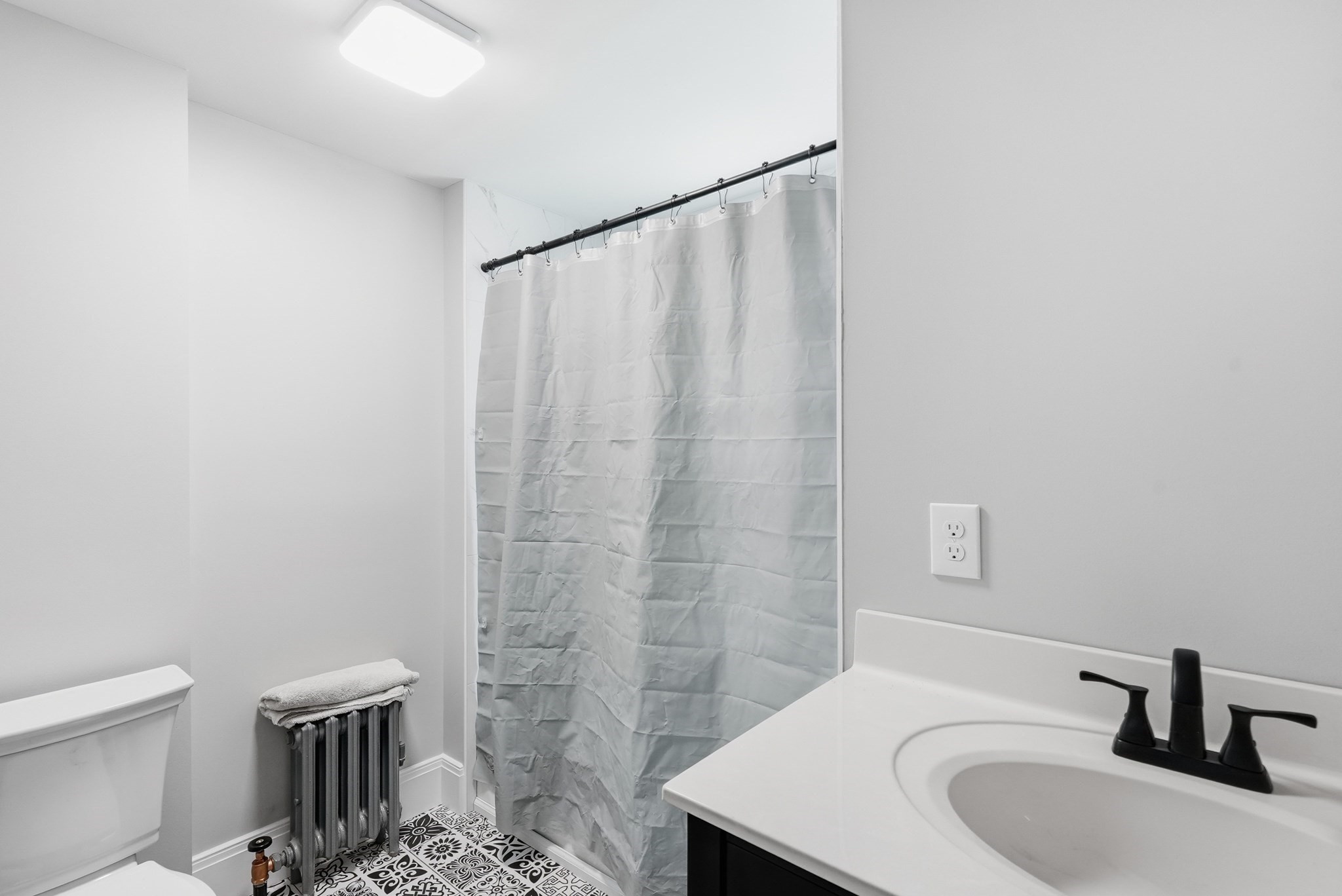 128 Wilber St Property Photo 19