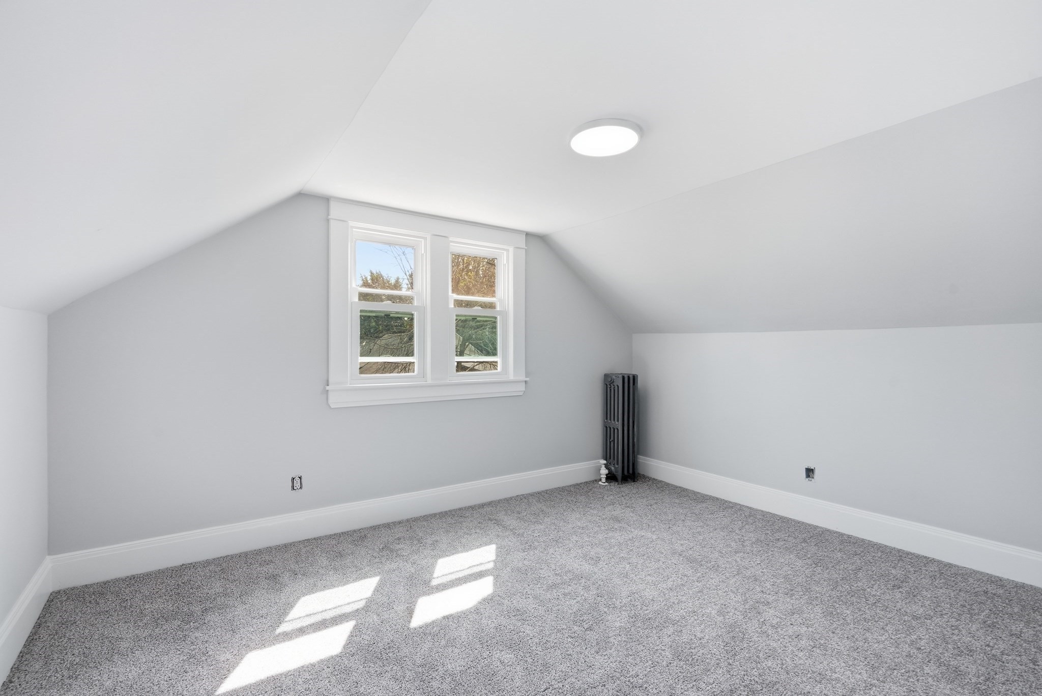 128 Wilber St Property Photo 23