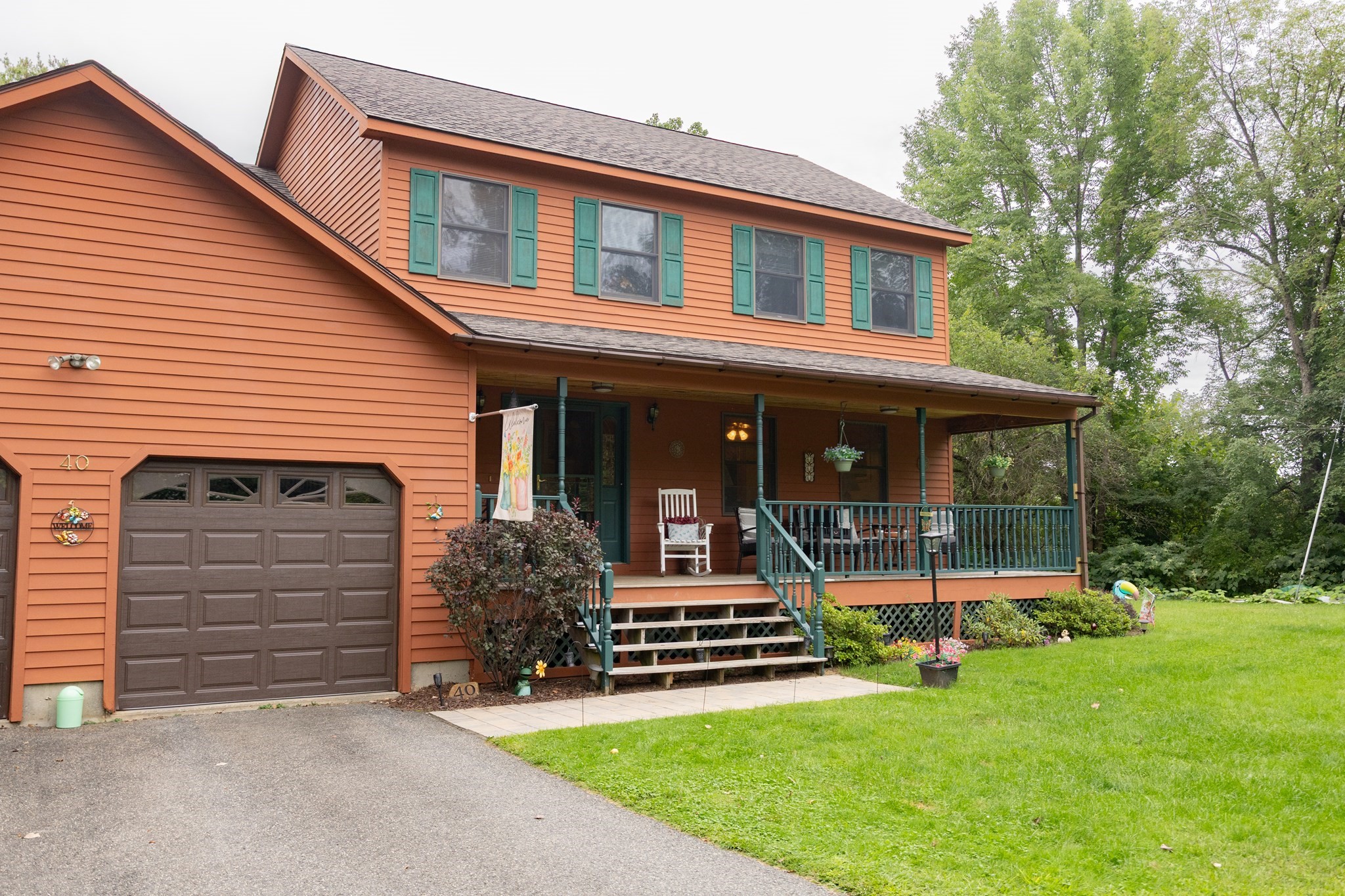 40 8th St. Property Photo 1