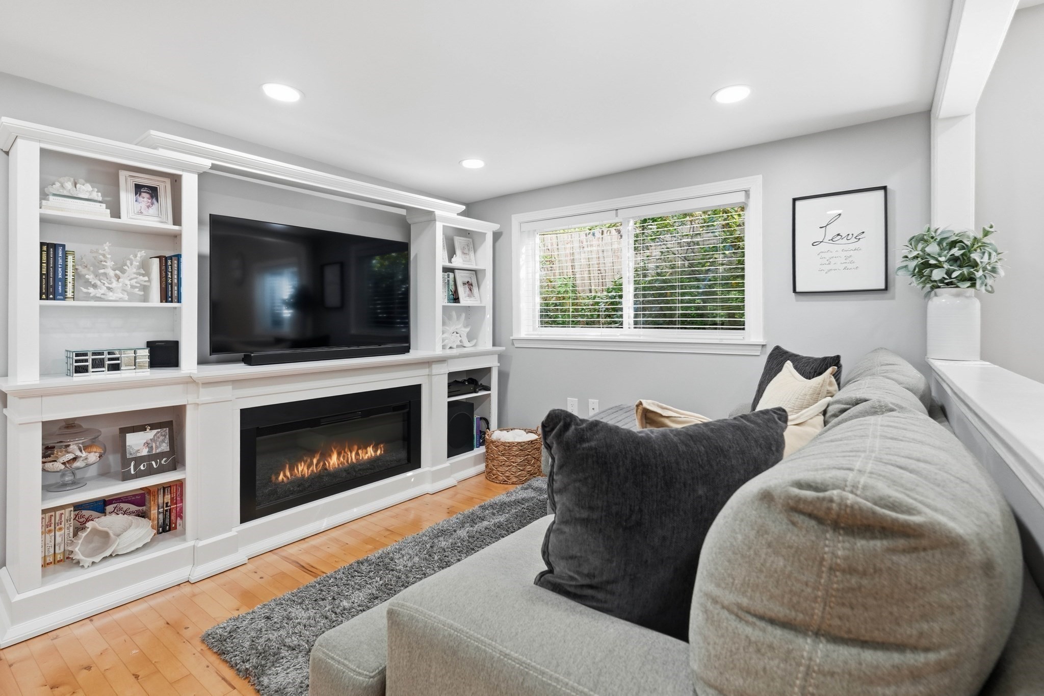 37 Westford Street Property Photo 4