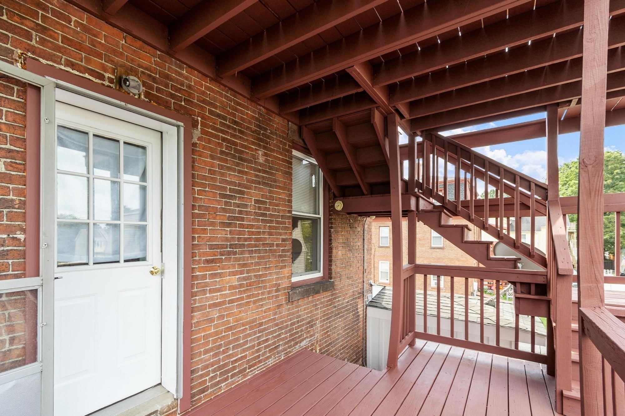 448 High Street Property Photo 5