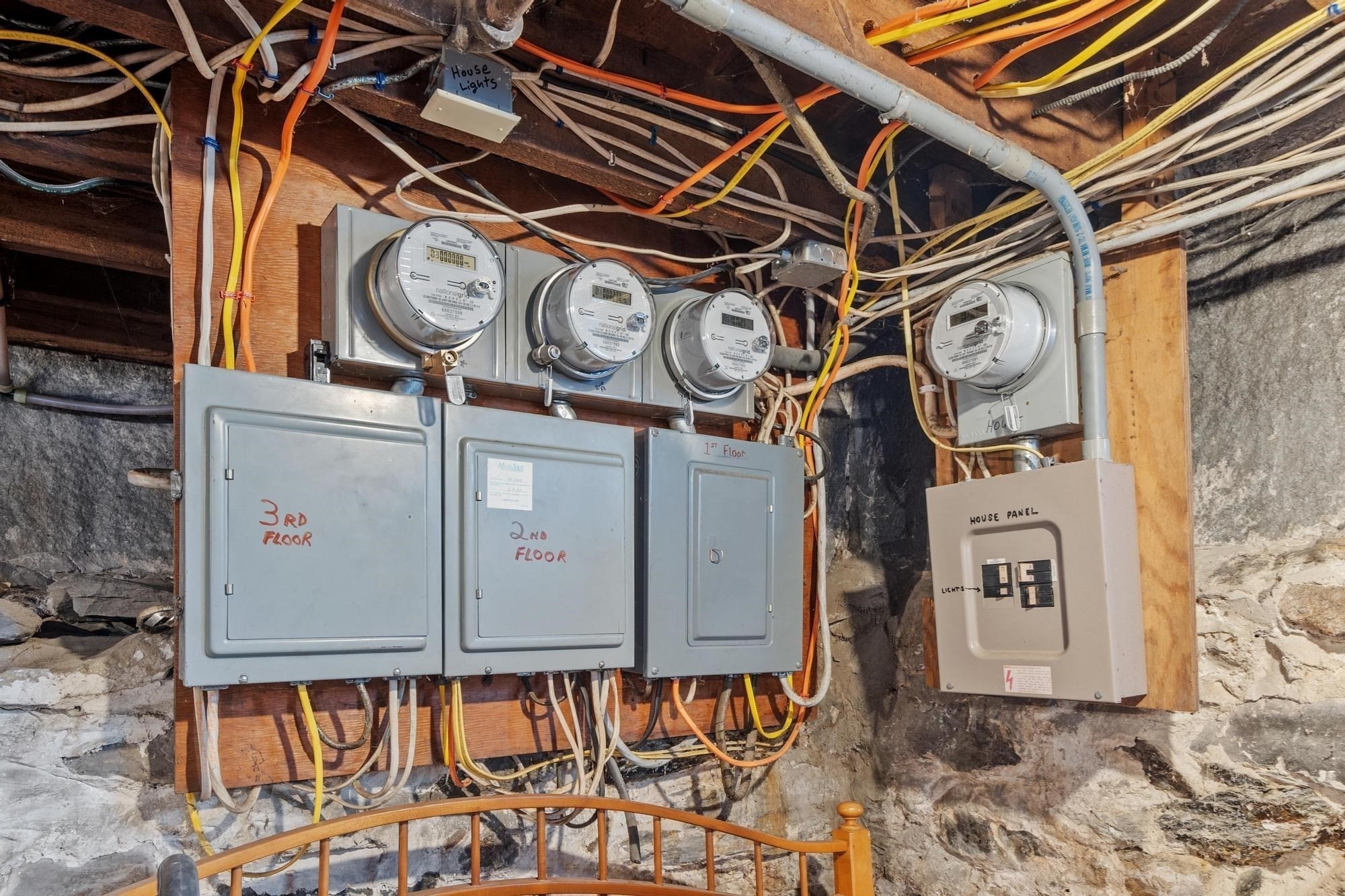 448 High Street Property Photo 11