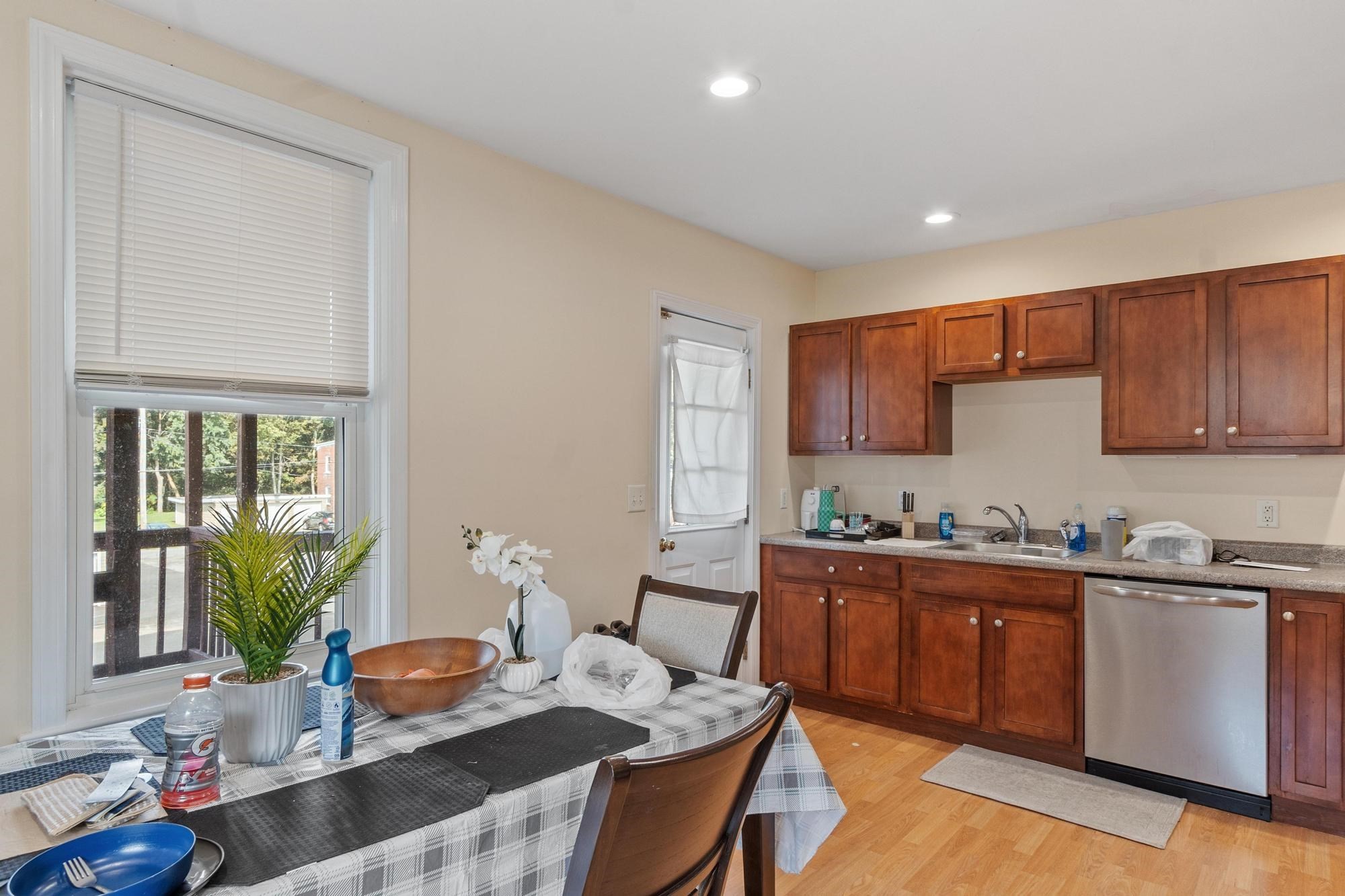 448 High Street Property Photo 20