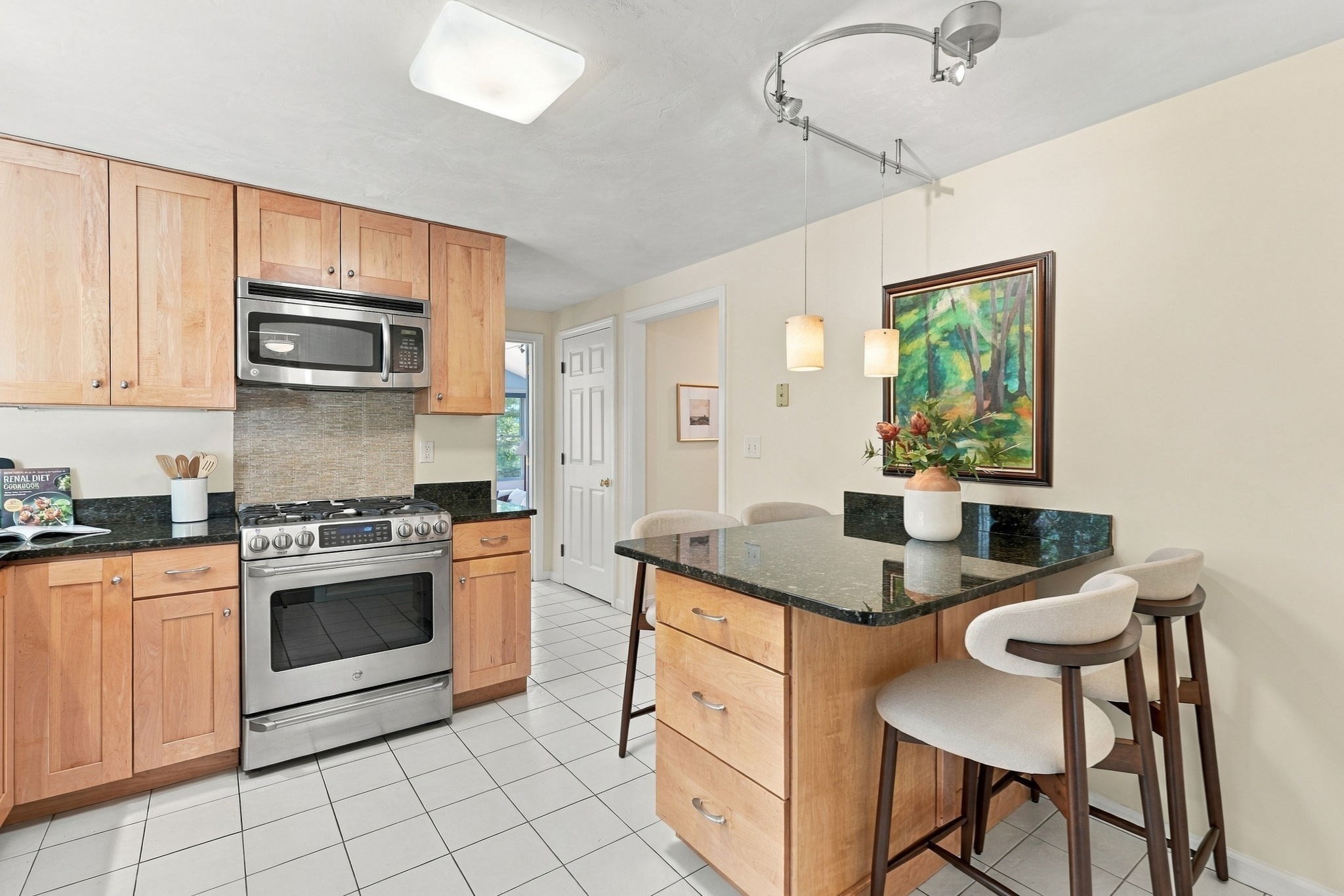 159 Brattle Street Property Photo 6
