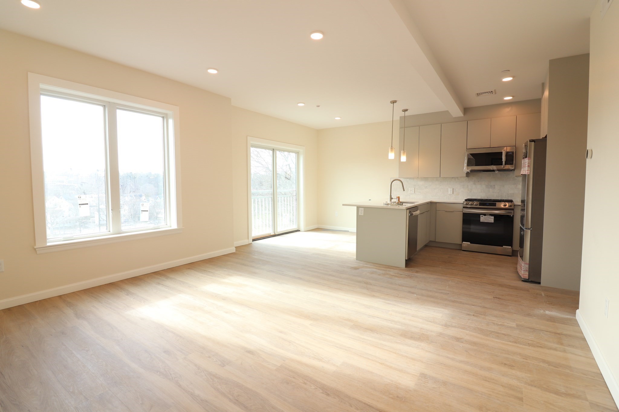 458 Washington St # 307 Property Photo 1