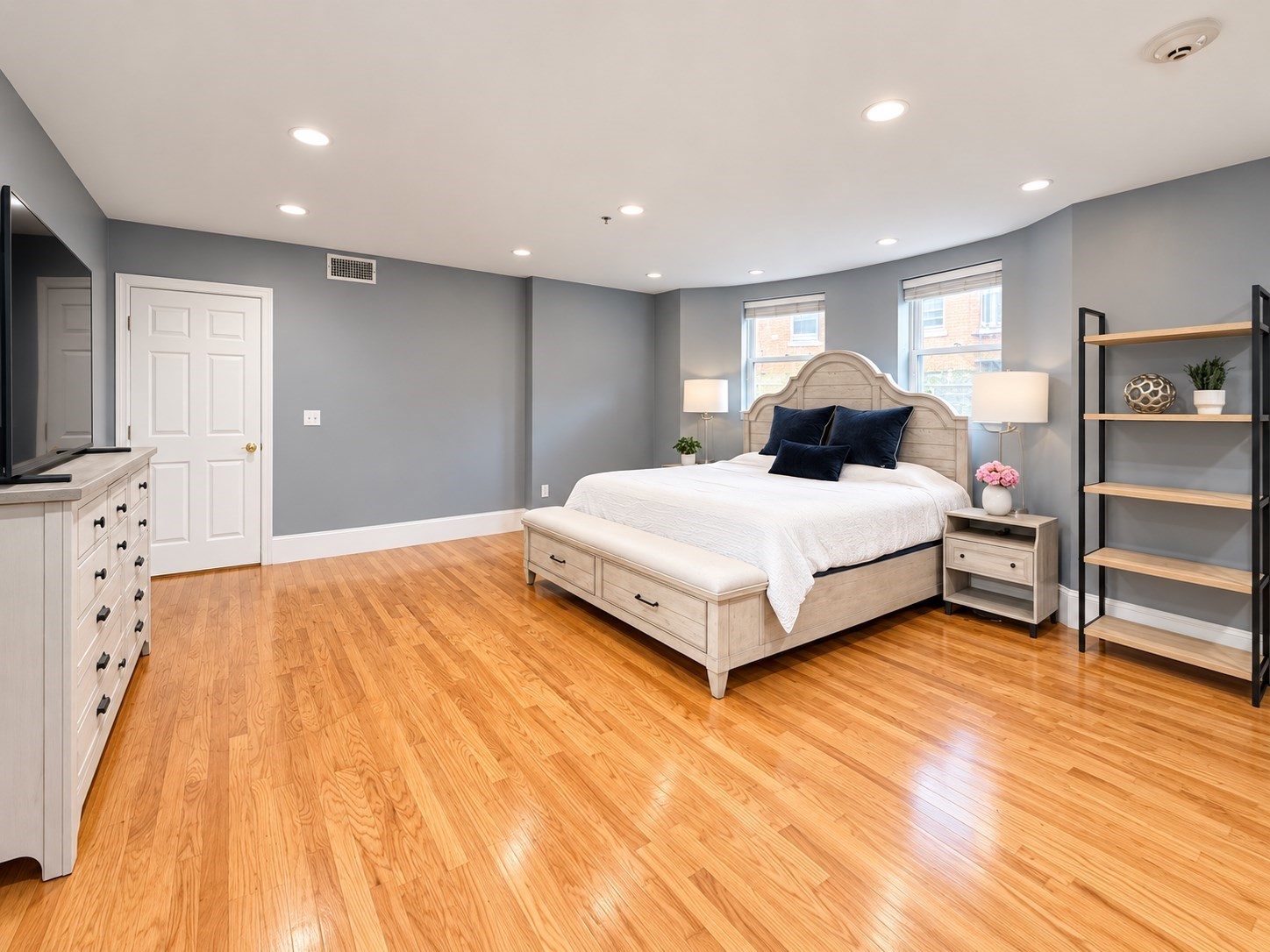 1742 Beacon St # 2 Property Photo 7