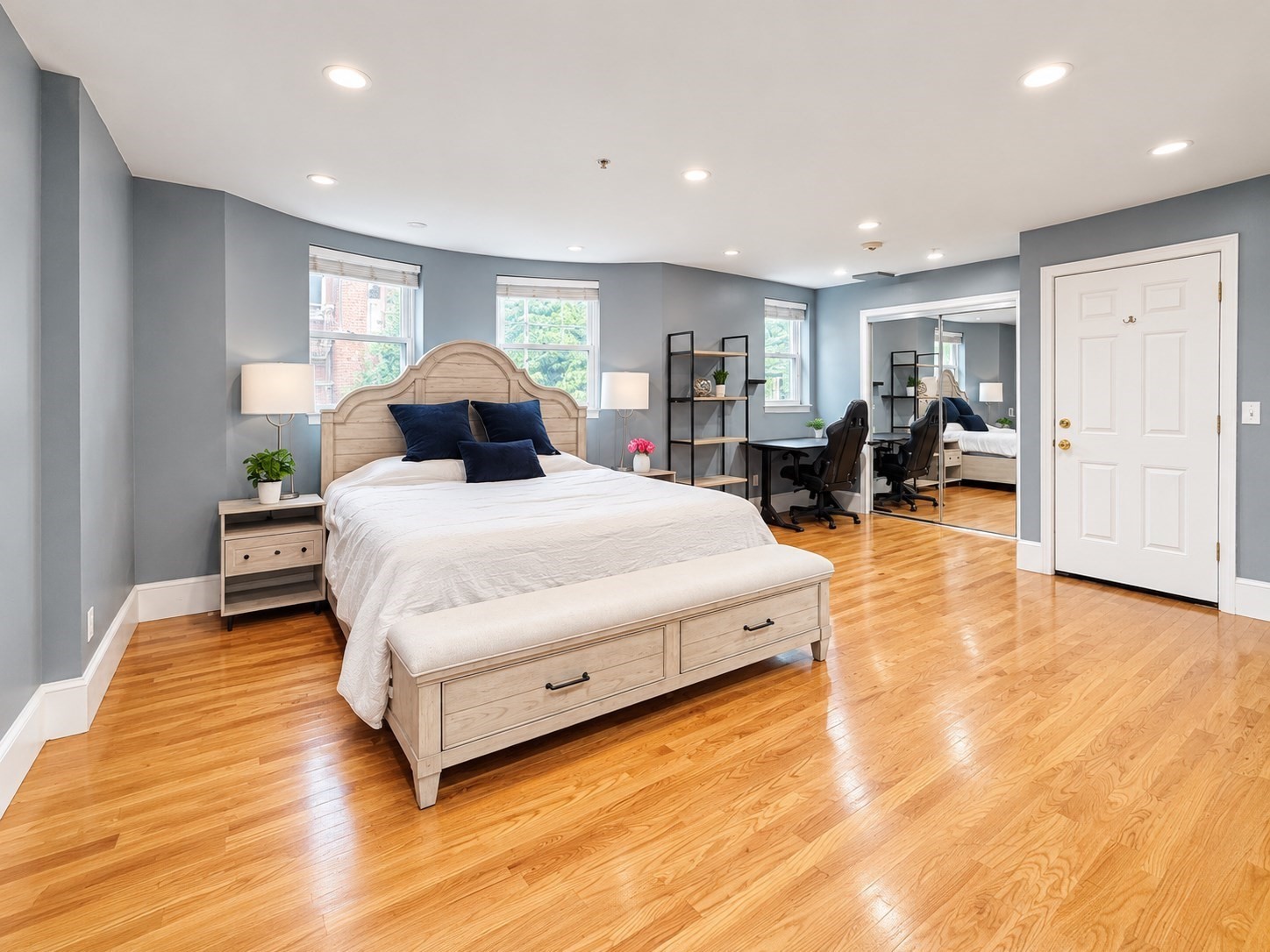 1742 Beacon St # 2 Property Photo 8