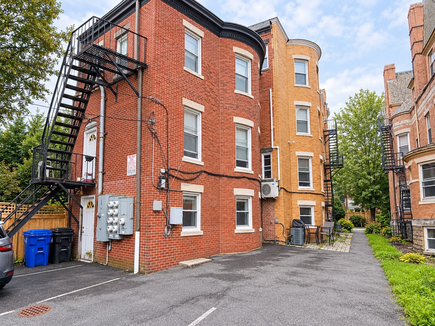 1742 Beacon St # 2 Property Photo 11