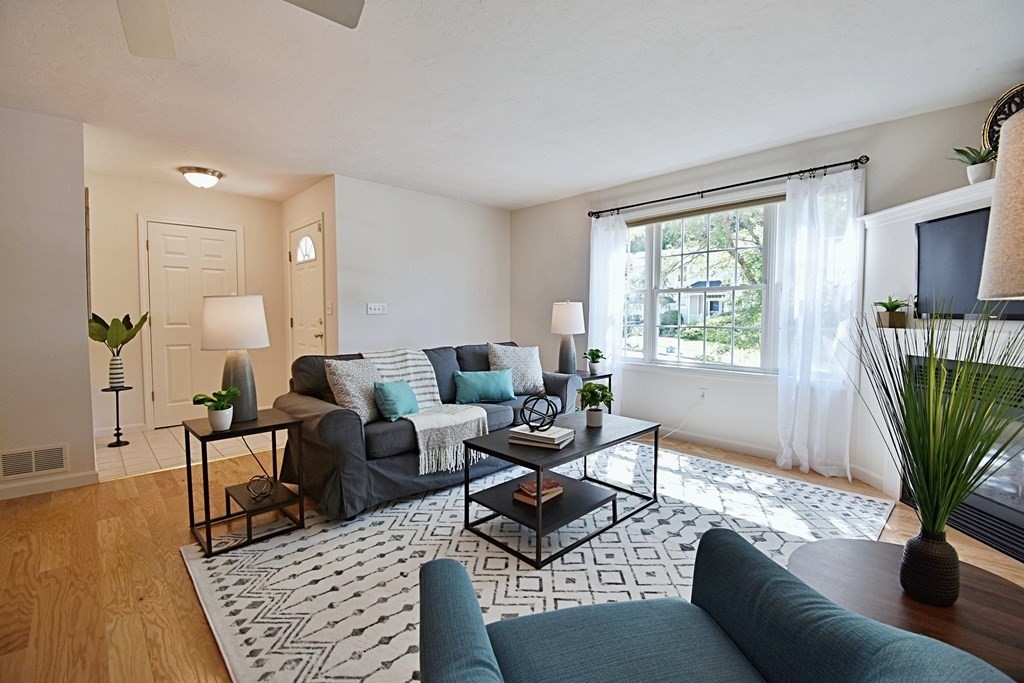 19 Ptarmigan Dr # 19 Property Photo 11