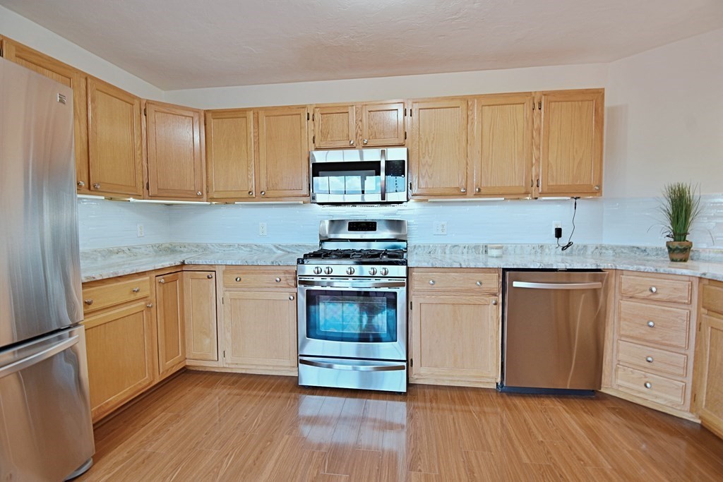 19 Ptarmigan Dr # 19 Property Photo 16