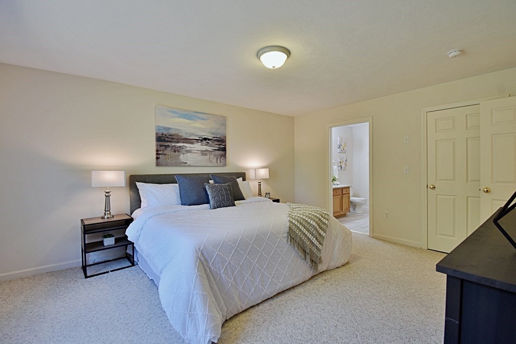 19 Ptarmigan Dr # 19 Property Photo 19