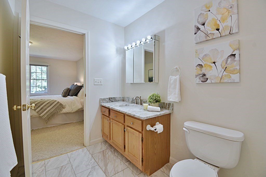 19 Ptarmigan Dr # 19 Property Photo 23