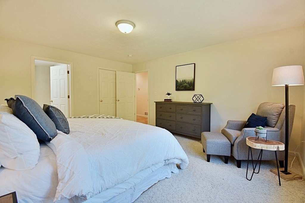 19 Ptarmigan Dr # 19 Property Photo 28