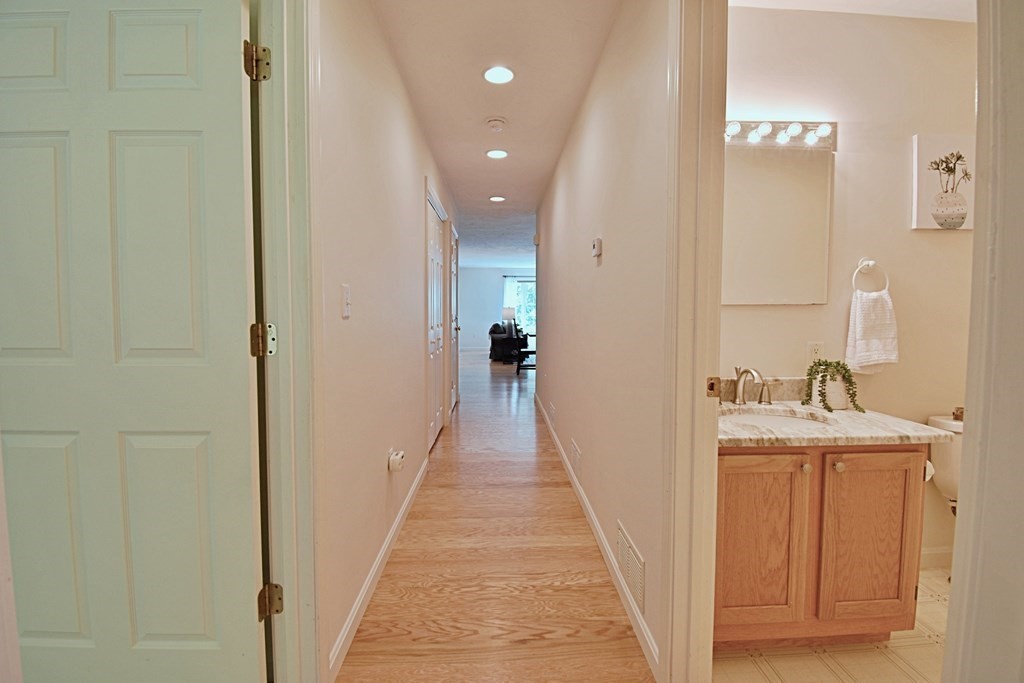 19 Ptarmigan Dr # 19 Property Photo 30