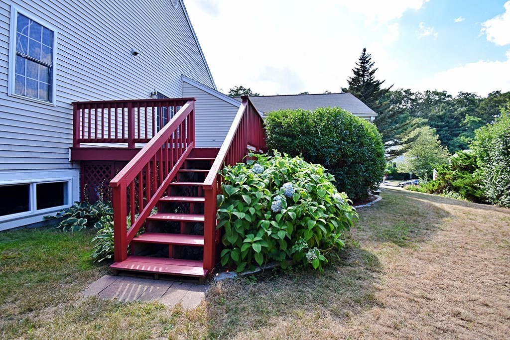 19 Ptarmigan Dr # 19 Property Photo 36