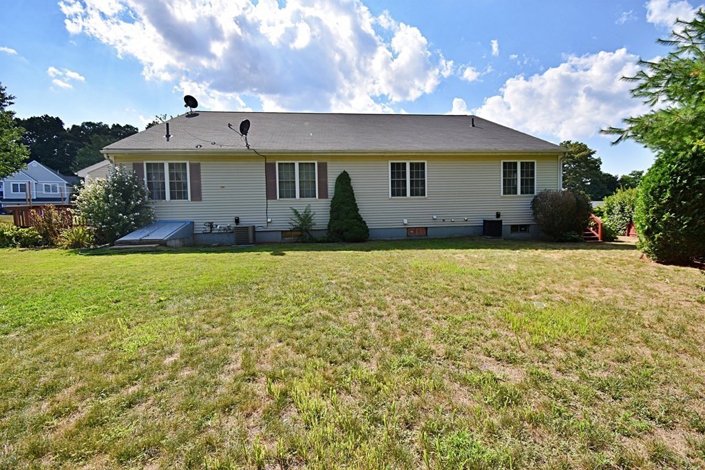 19 Ptarmigan Dr # 19 Property Photo 42