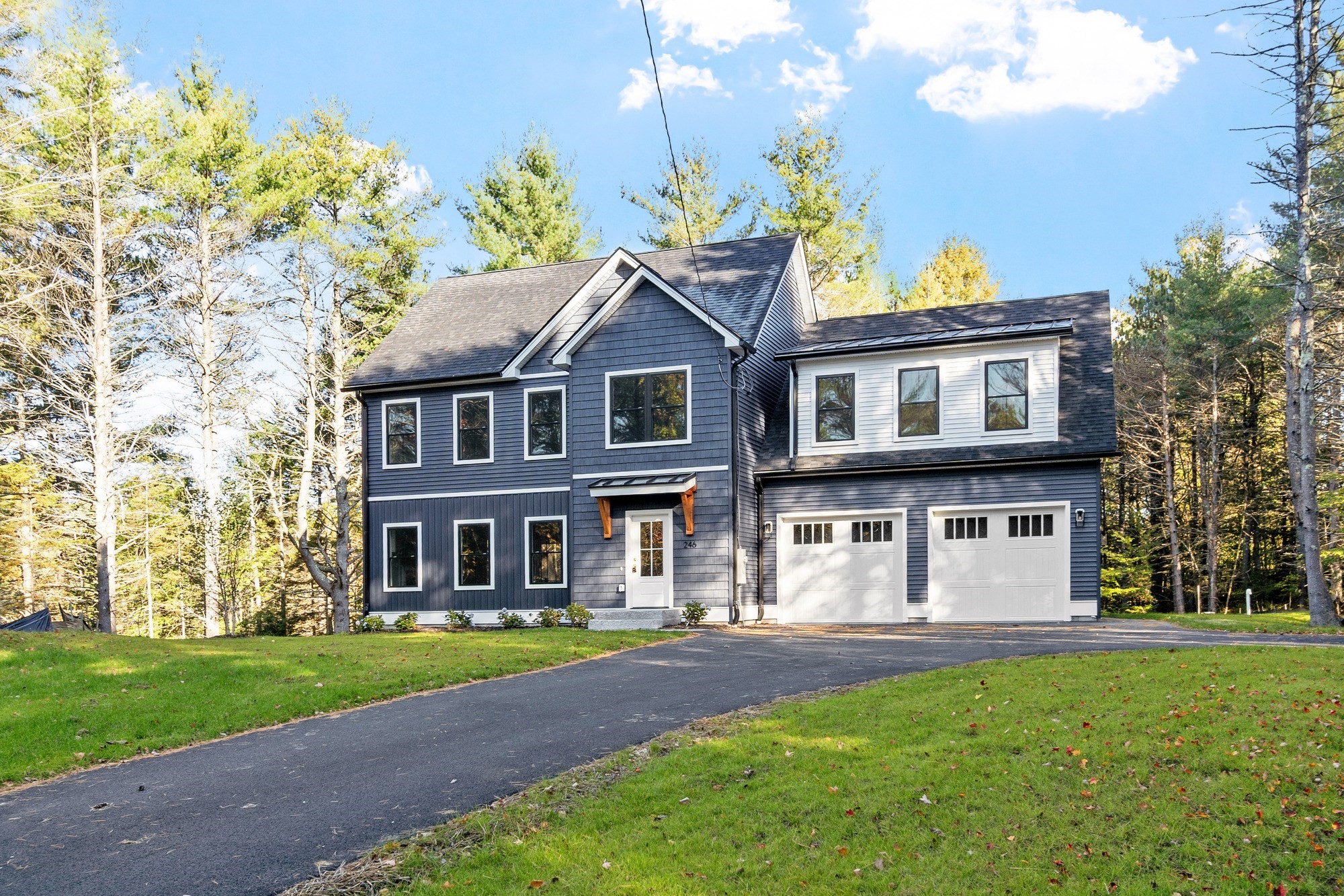 246 Winchendon Rd Property Photo 1