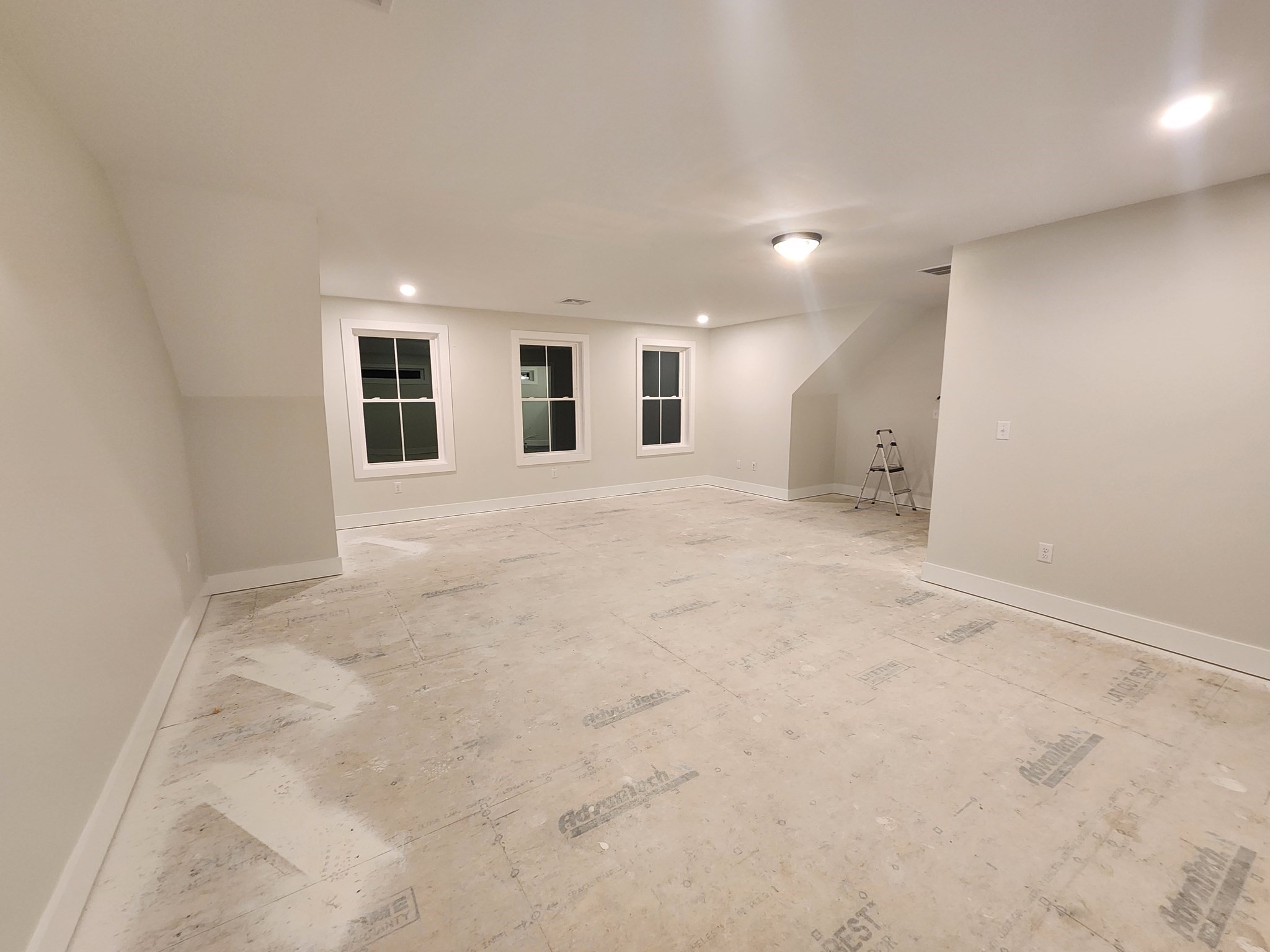 246 Winchendon Rd Property Photo 19