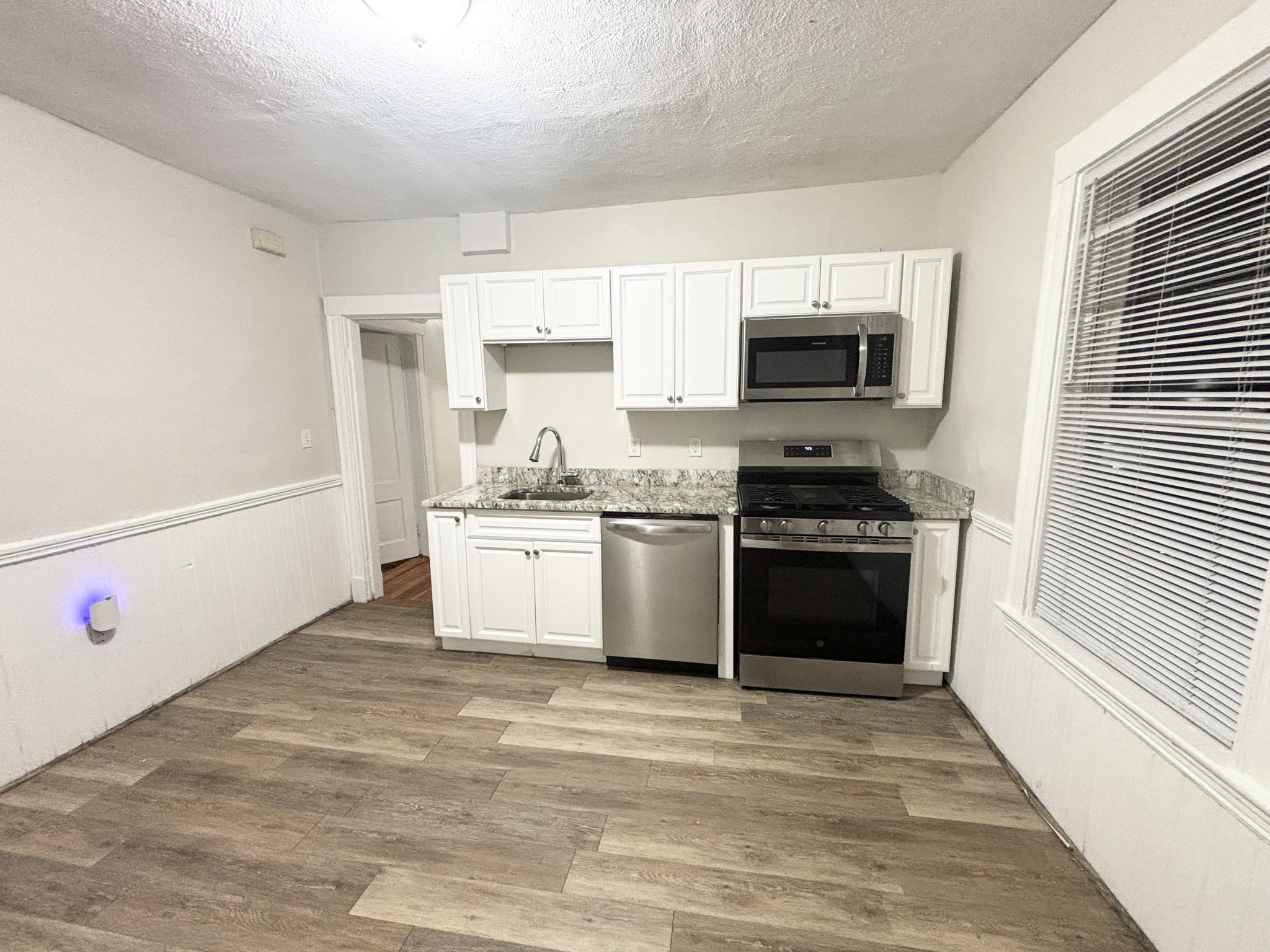 18 Perry Street # 3 Property Photo 1