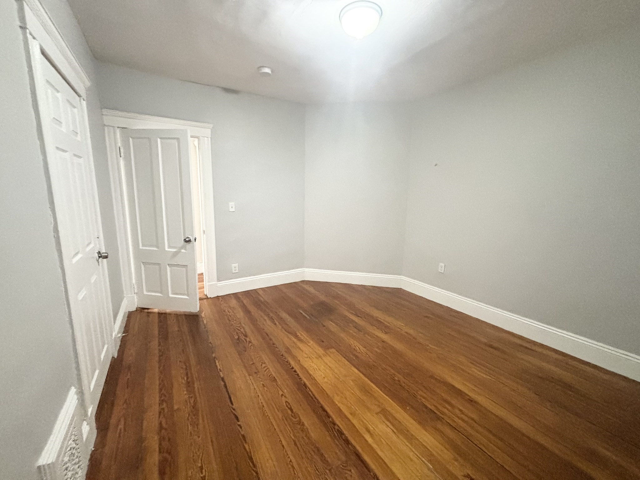 18 Perry Street # 3 Property Photo 6