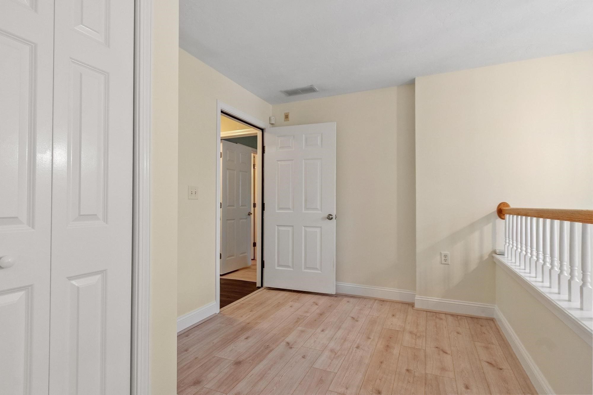 605 Devenwood Way # 605 Property Photo 8